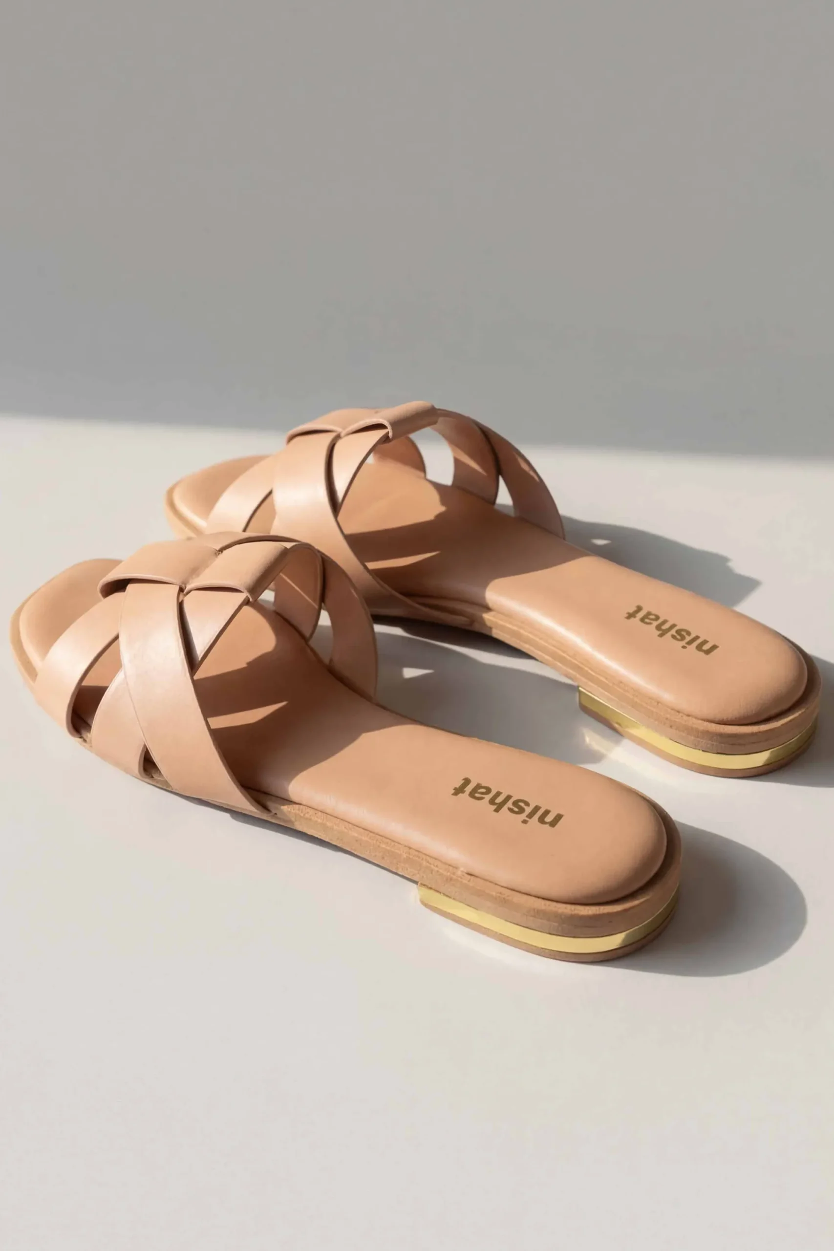 Beige Chappal-445202918