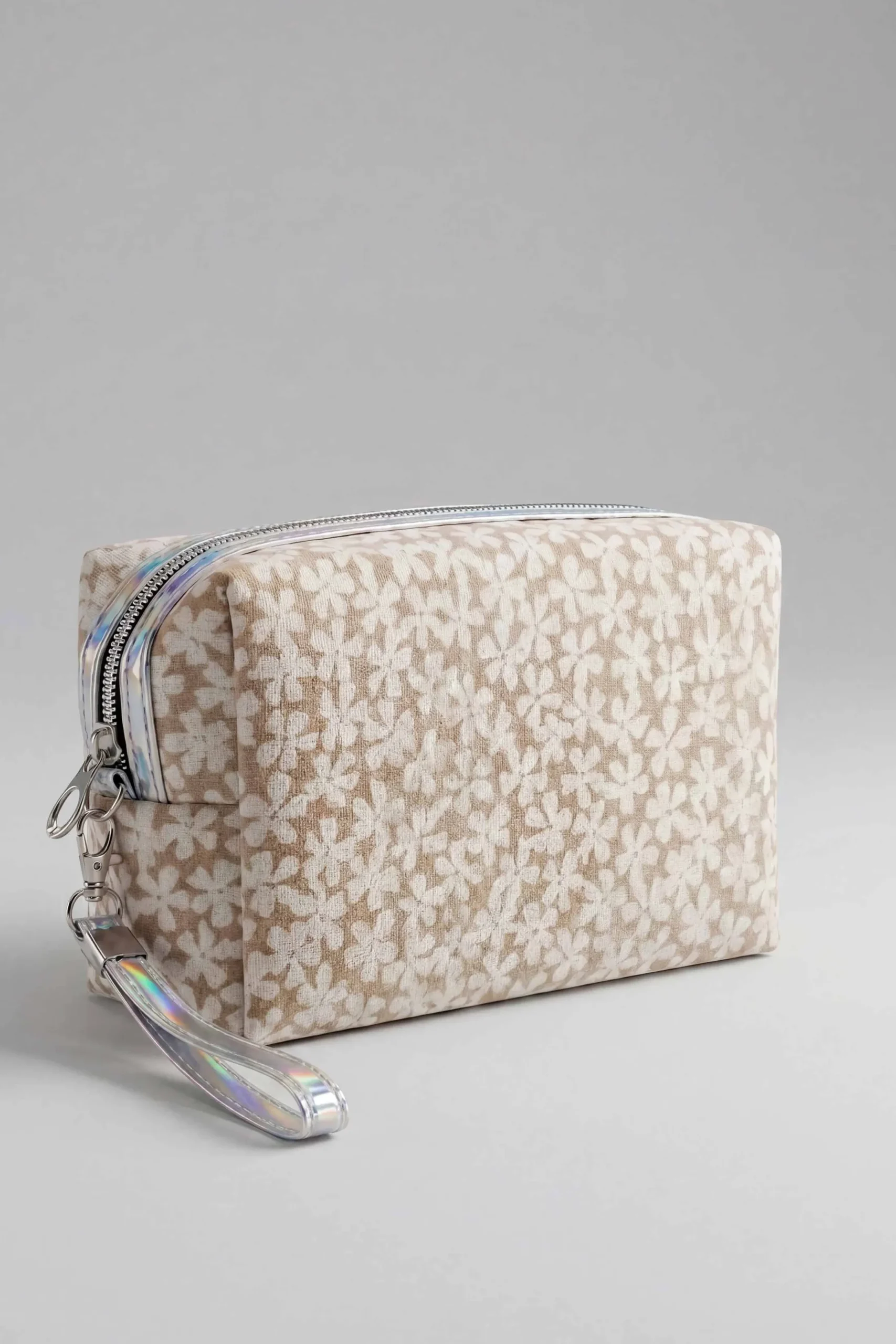 Beige Vanity Bag-448452118