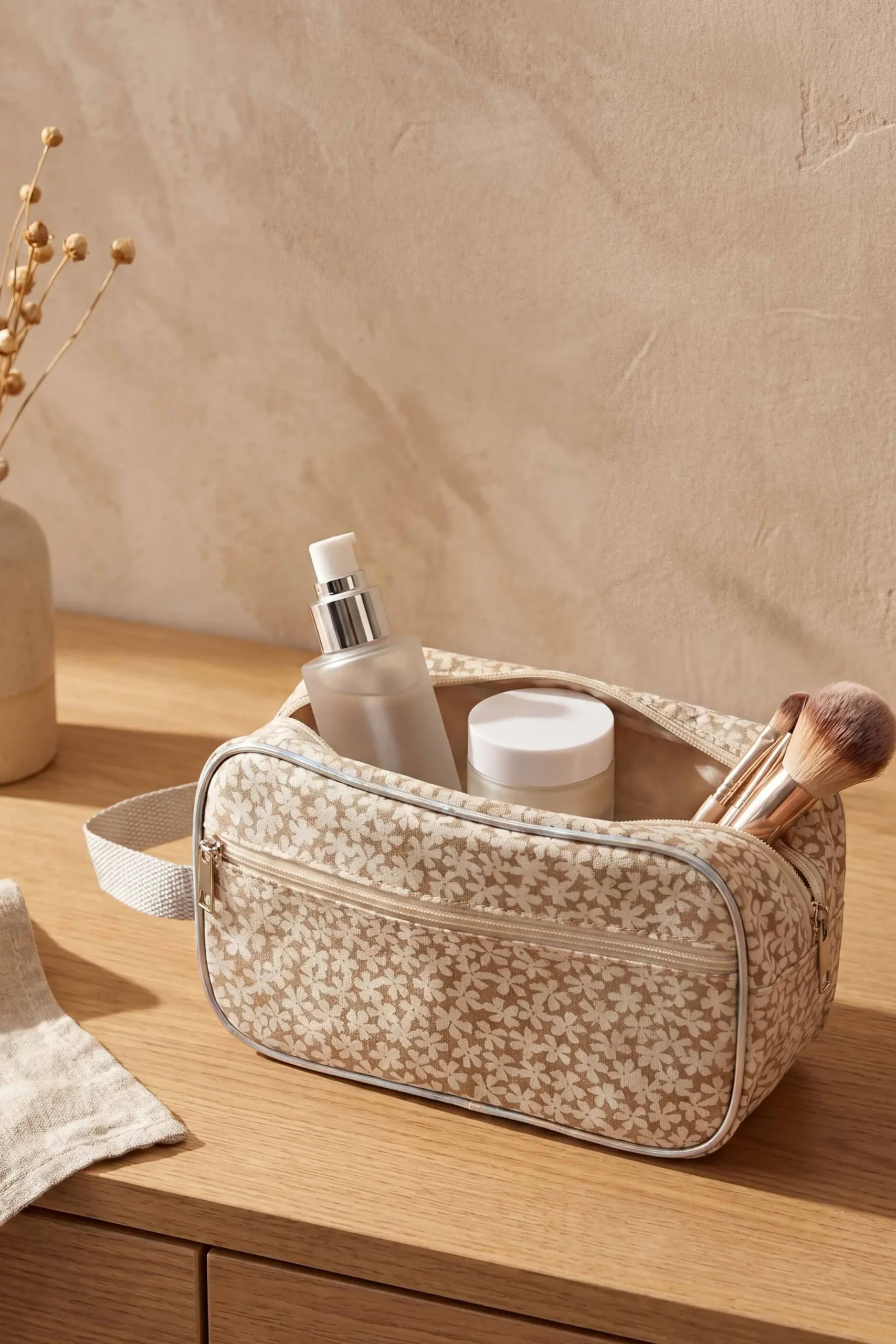 Beige Vanity Bag-448472118