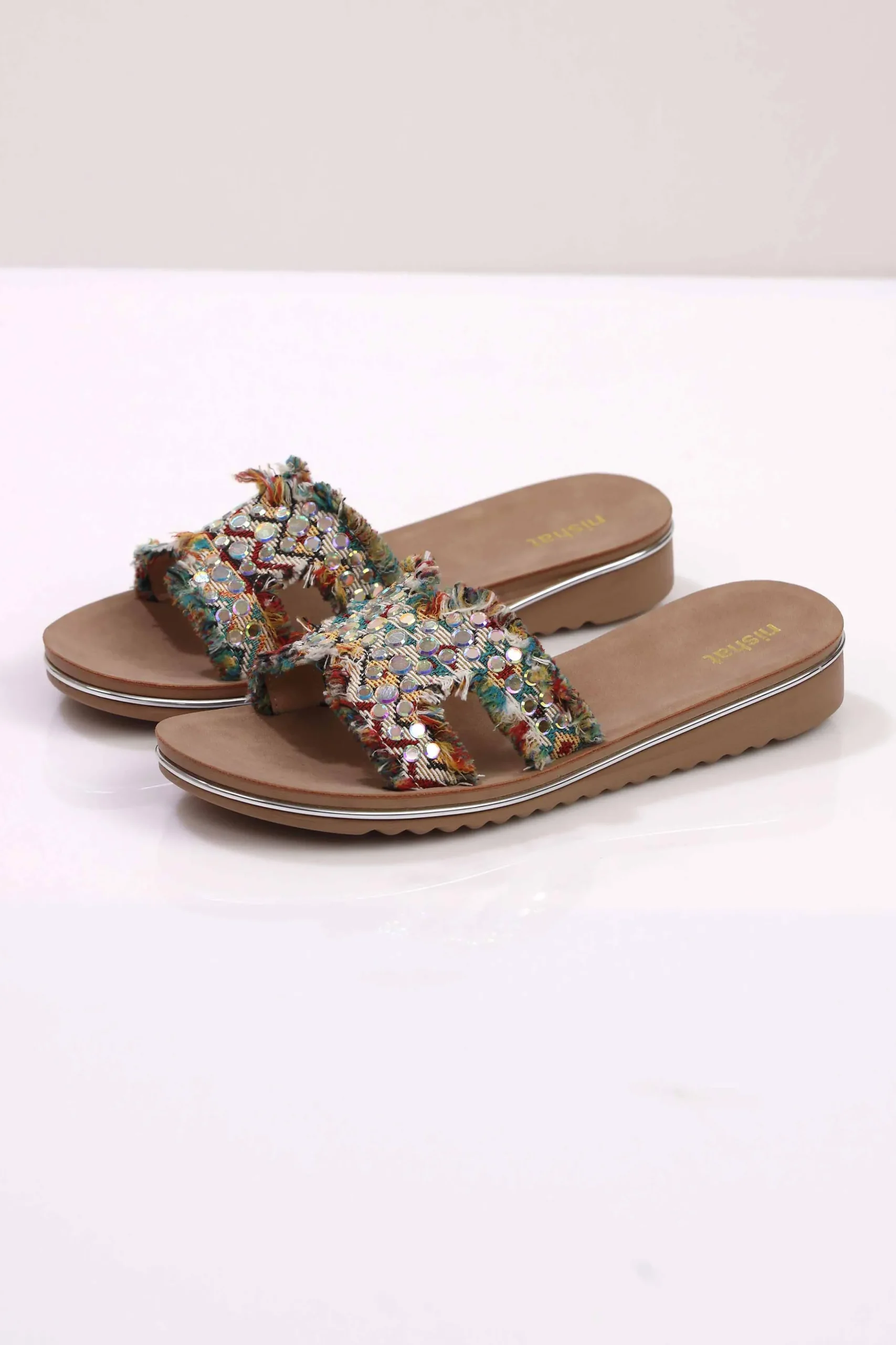 Beige Wedge-442932918