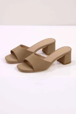 Beige Wedge-443162918