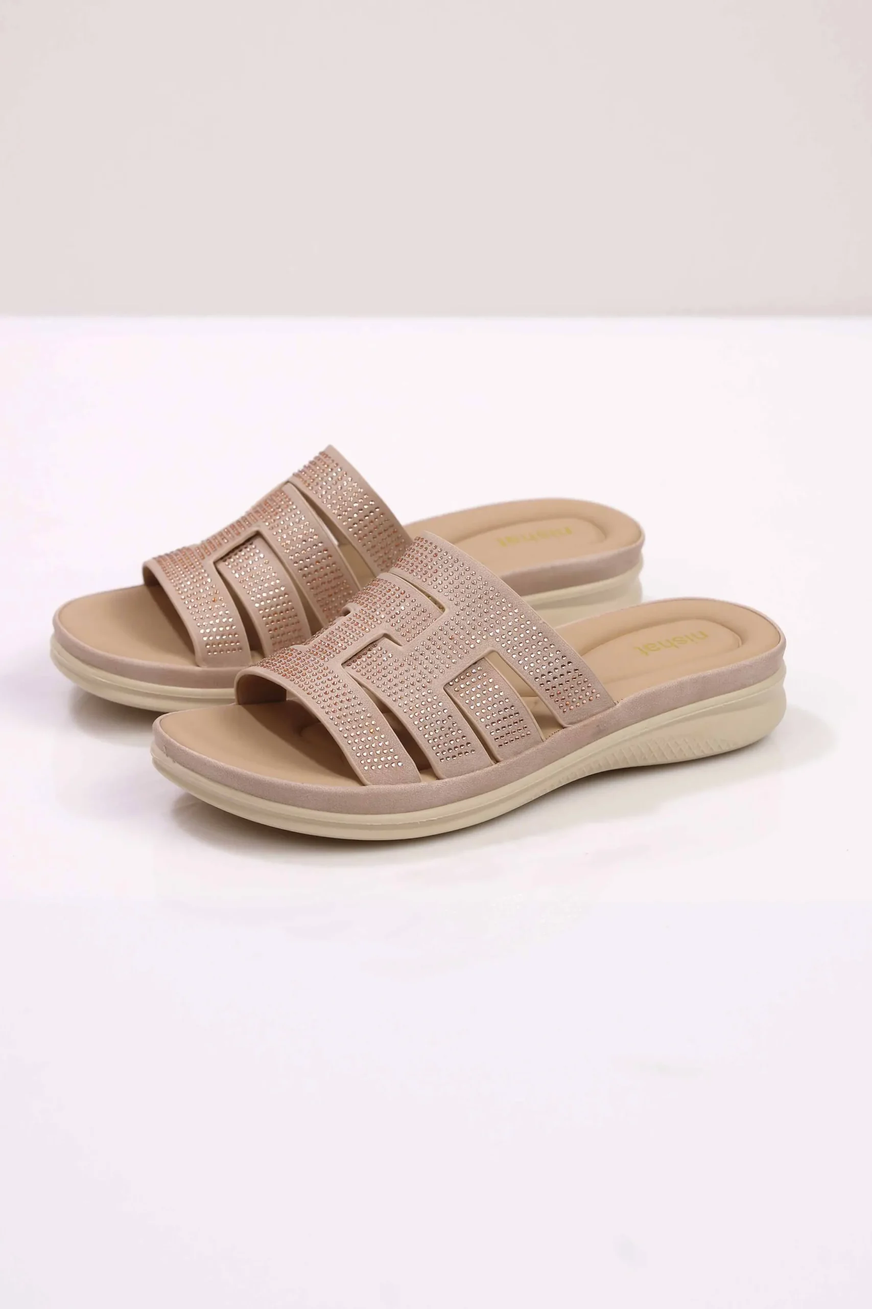 Beige Wedge-442962918