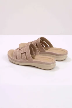 Beige Wedge-442962918