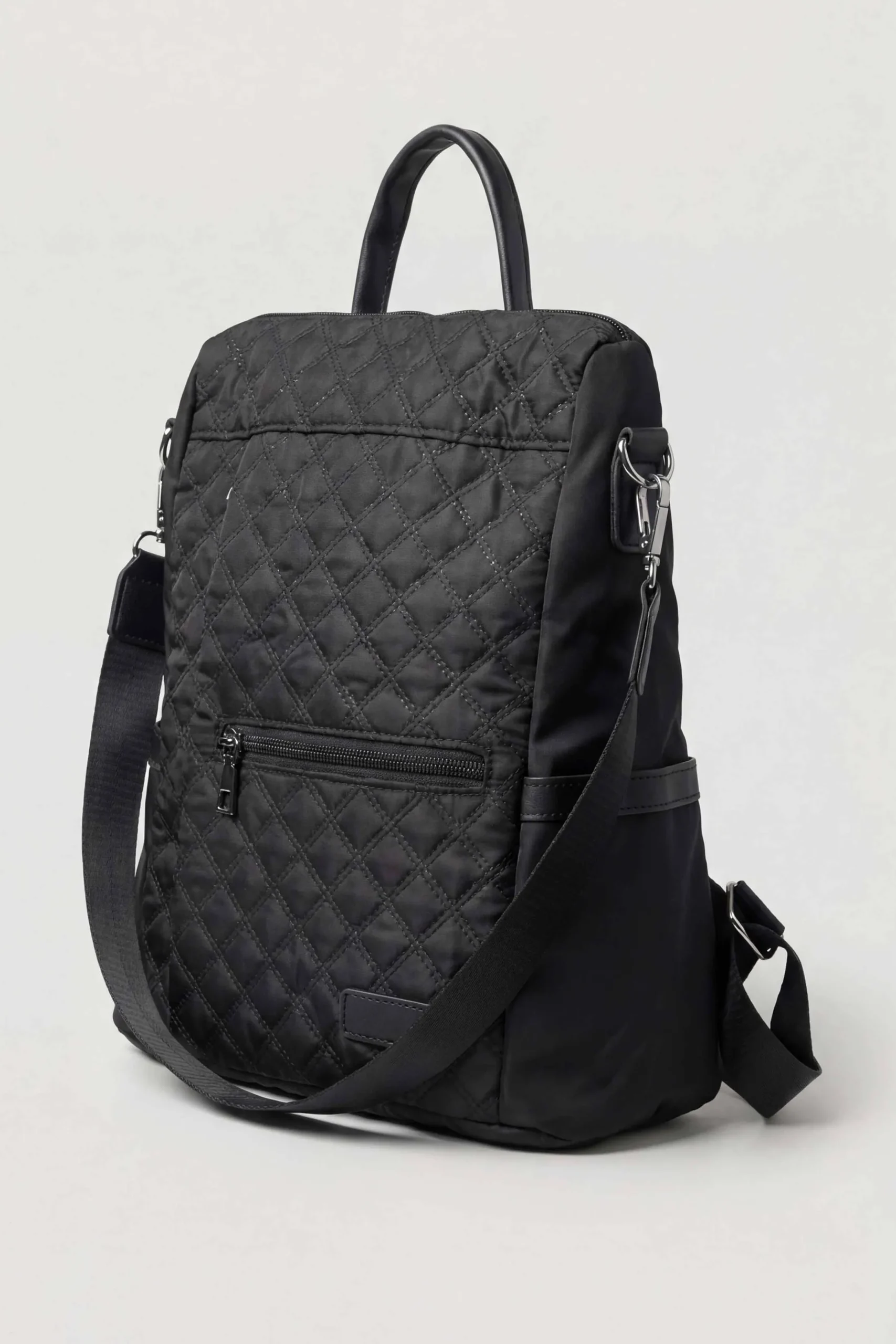 Black Back Pack-446222103