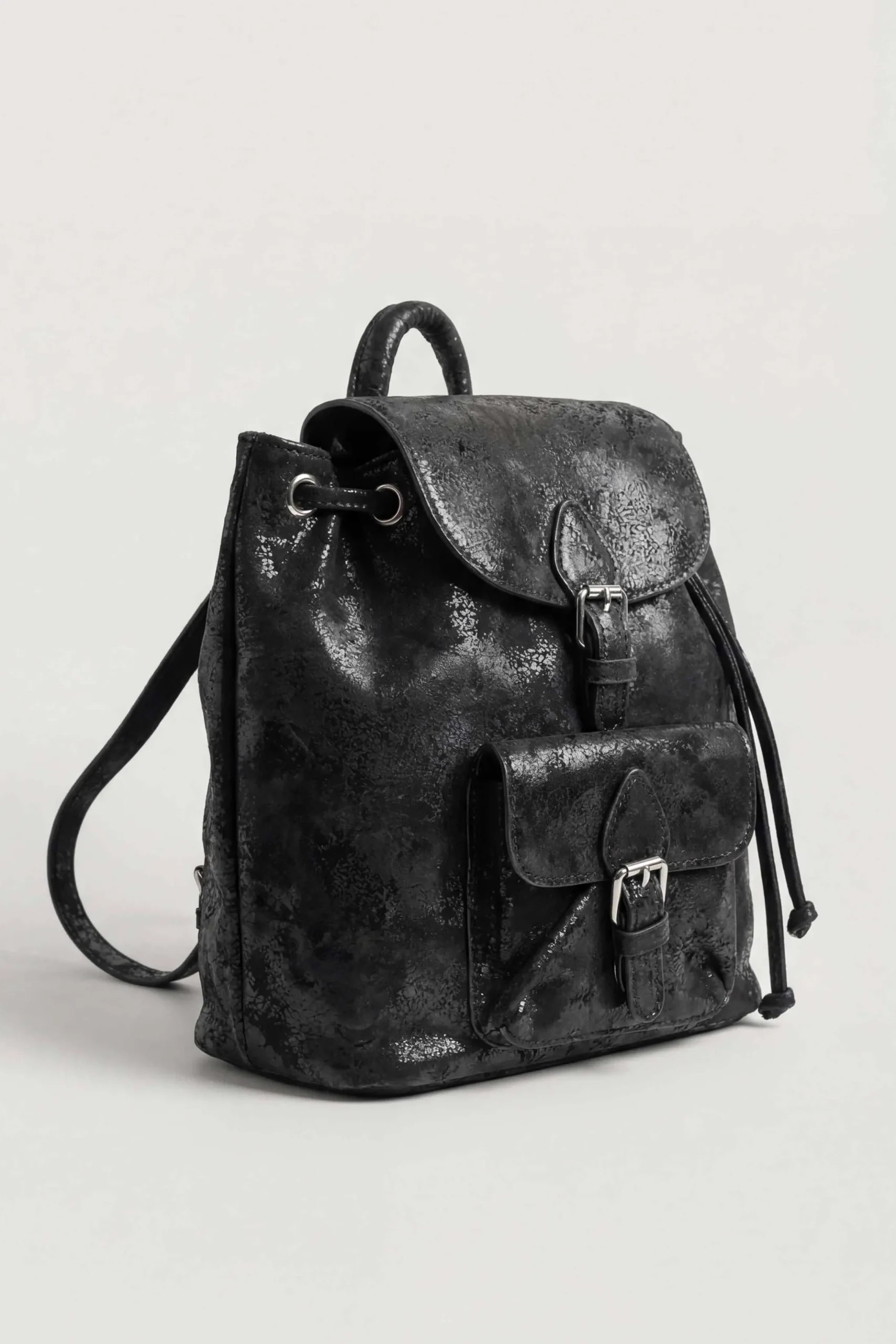 Black Back Pack-446292103