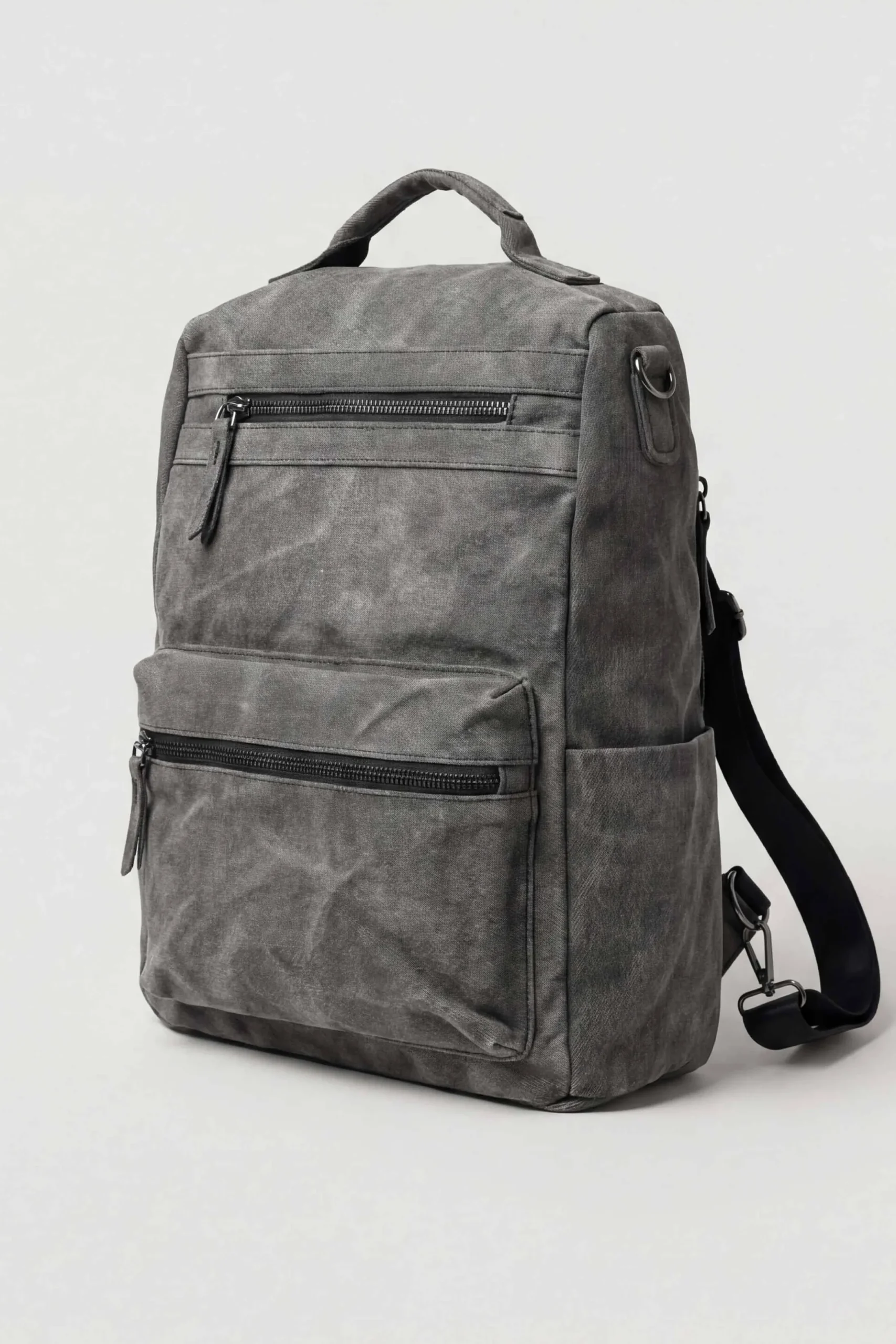 Black Back Pack-446282103