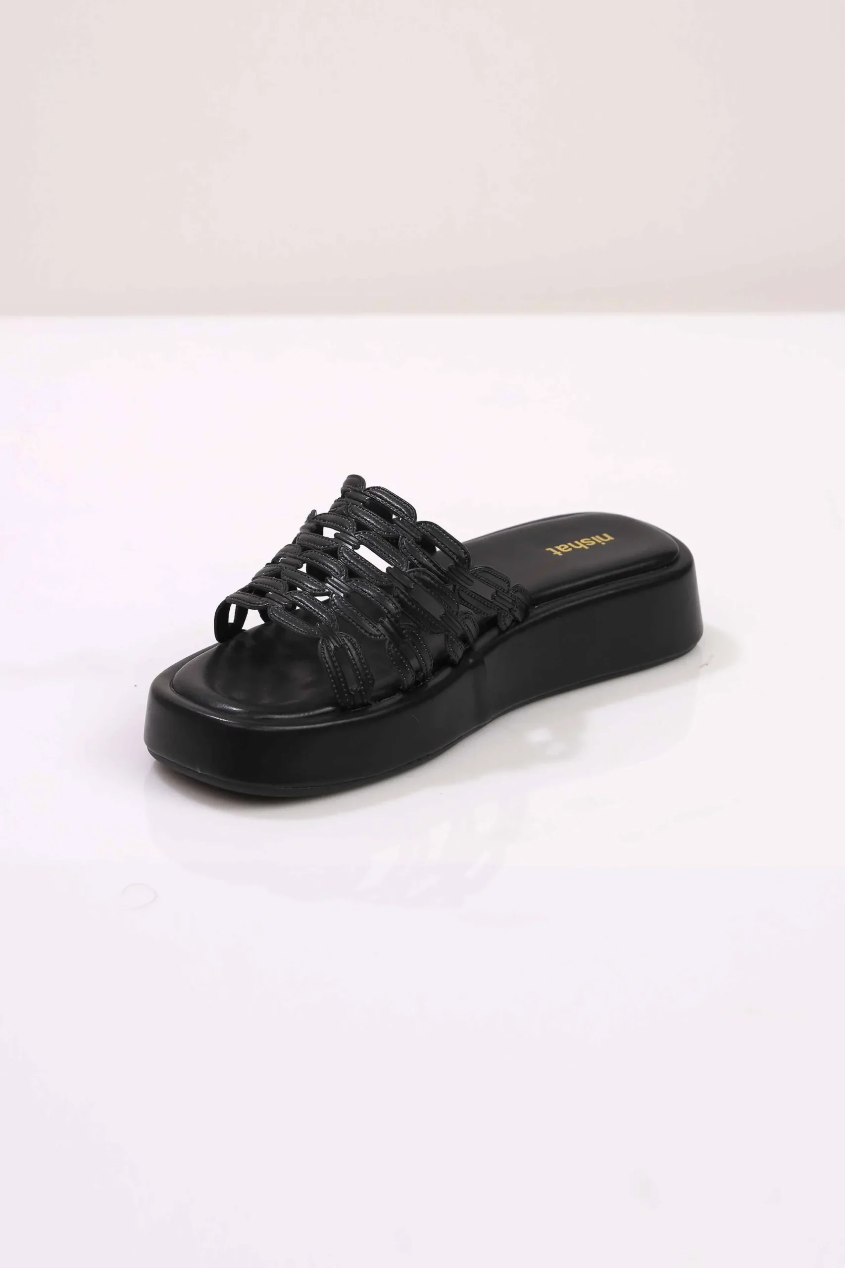 Black Chappal-443102903