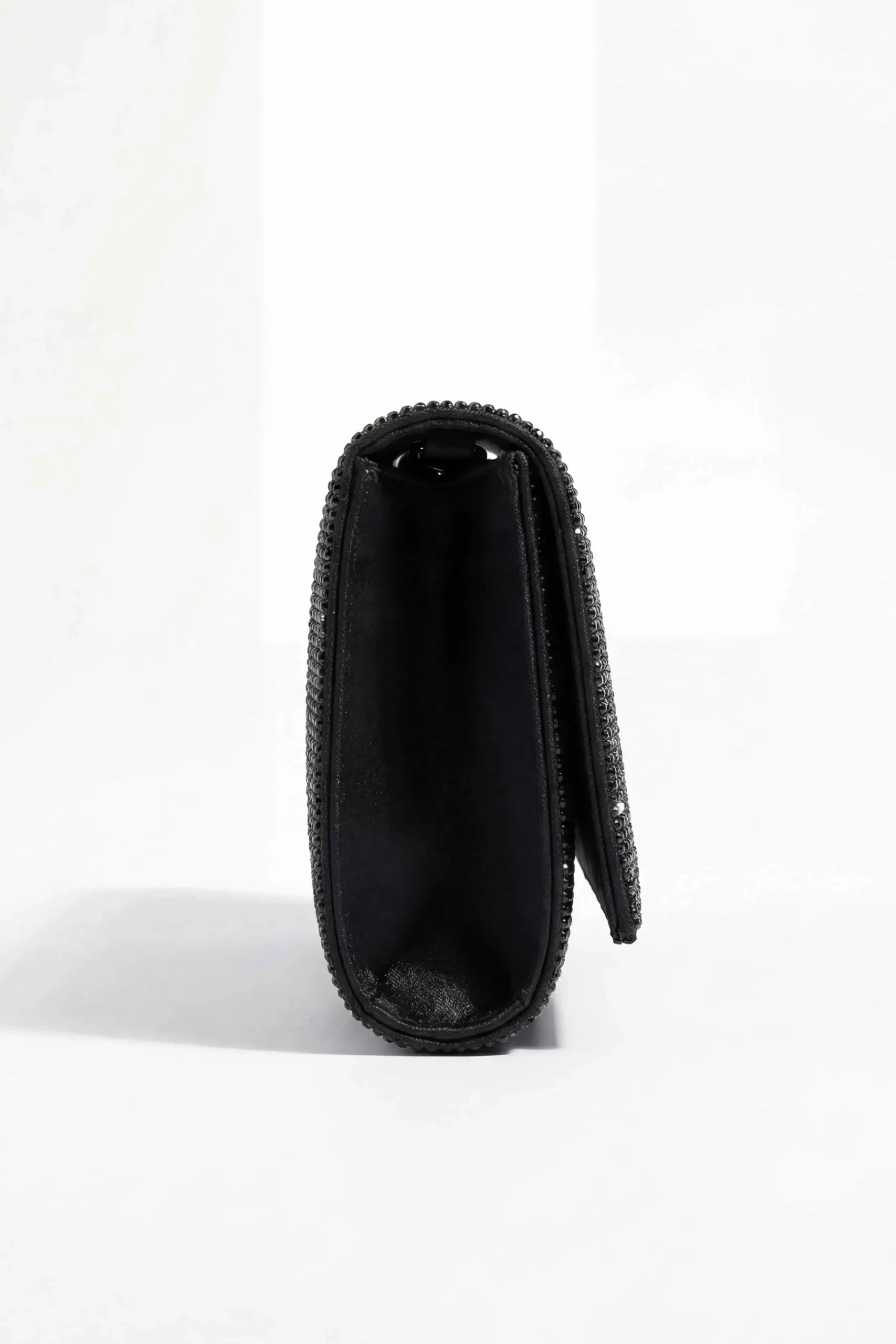 Black Clutch-448652103