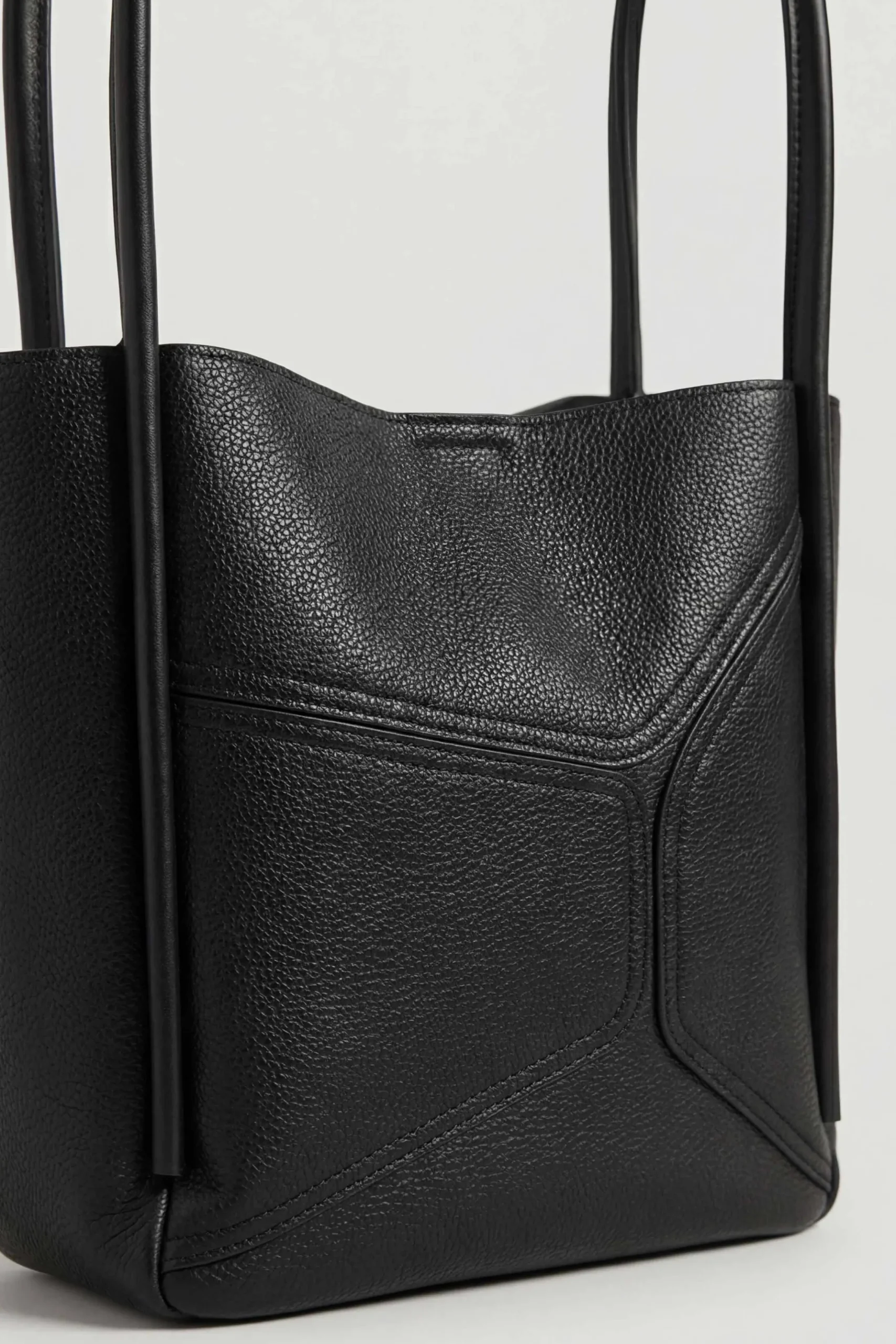 Black Shoulder Bag-445432103