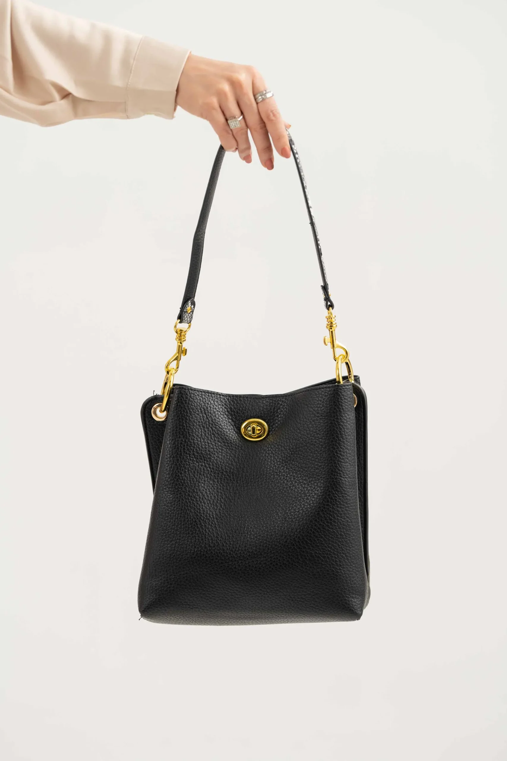 Black Shoulder Bag-441002103