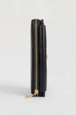 Black Wallet-446632103