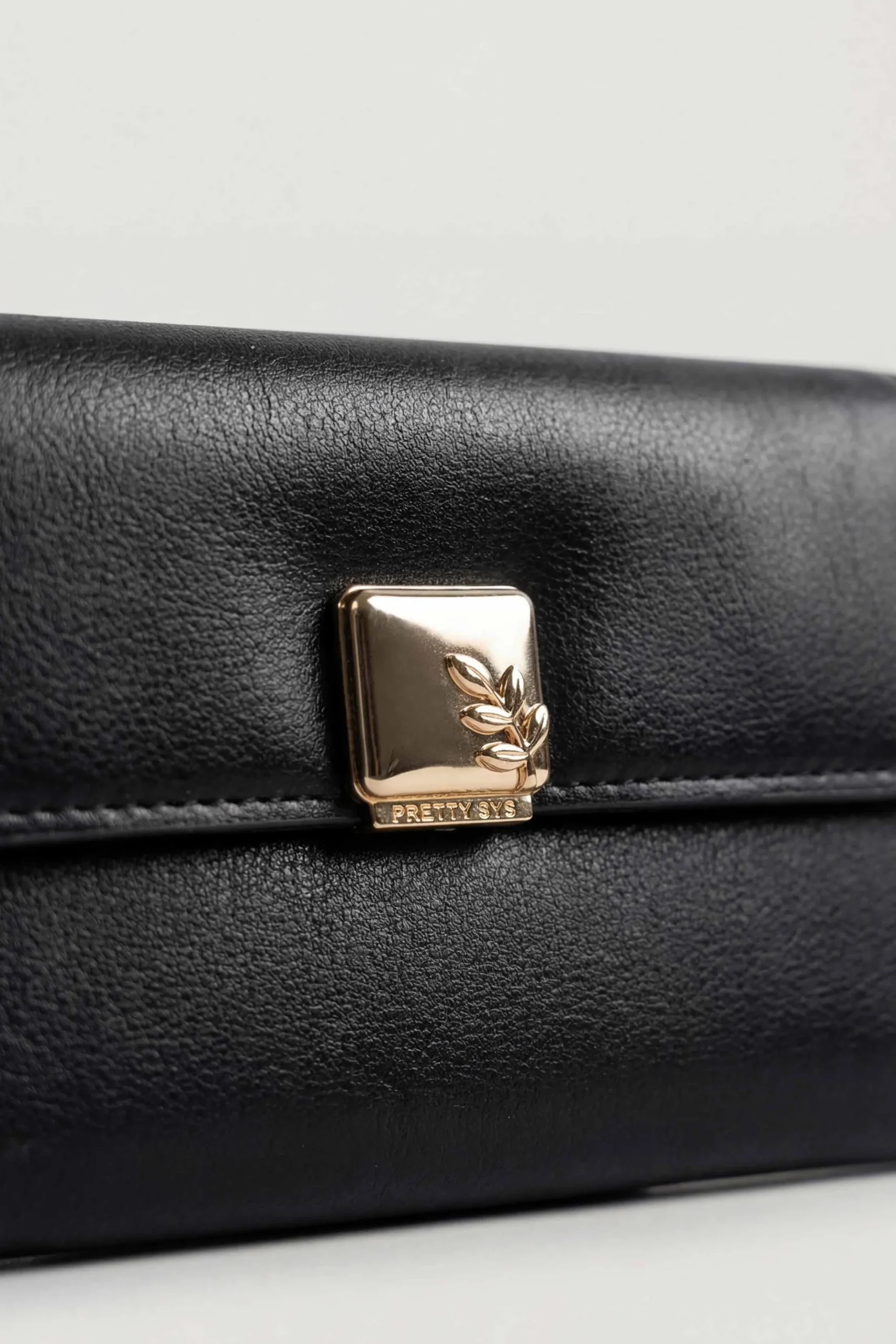 Black Wallet-446632103