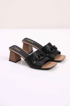 Black Wedge-442972903