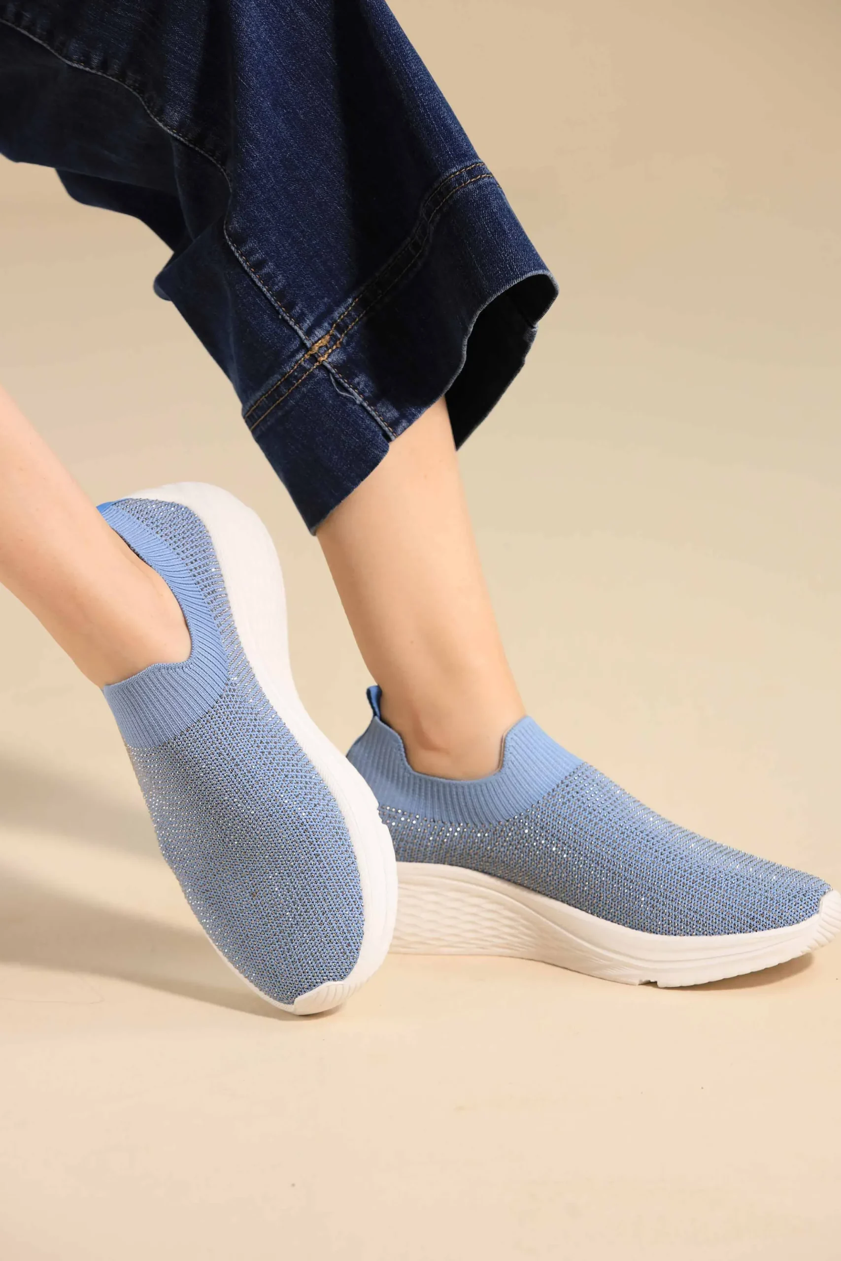 Blue Canvas-443172908