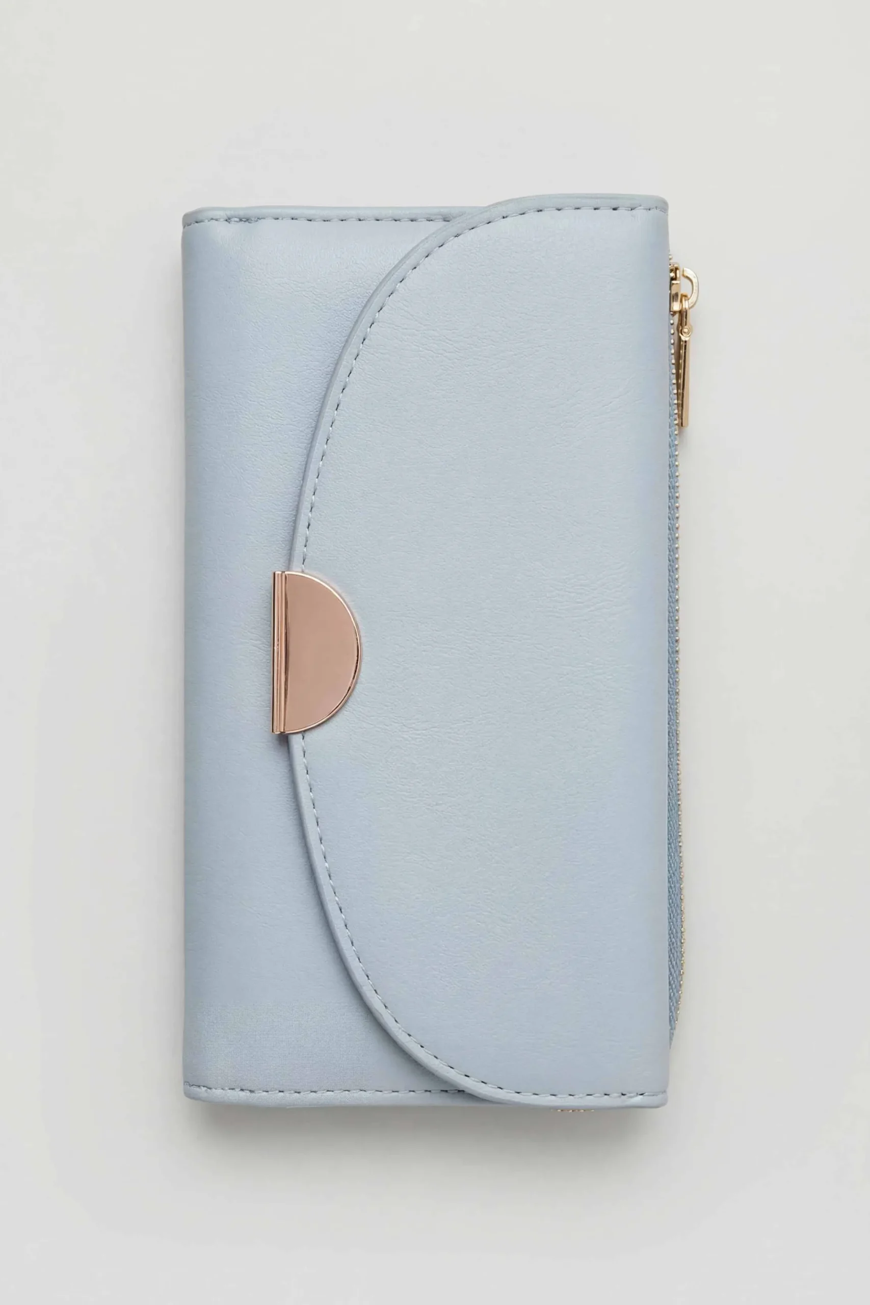 Blue Wallet-446622108
