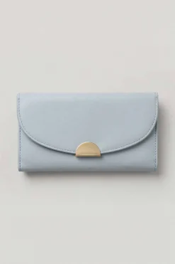 Blue Wallet-446622108
