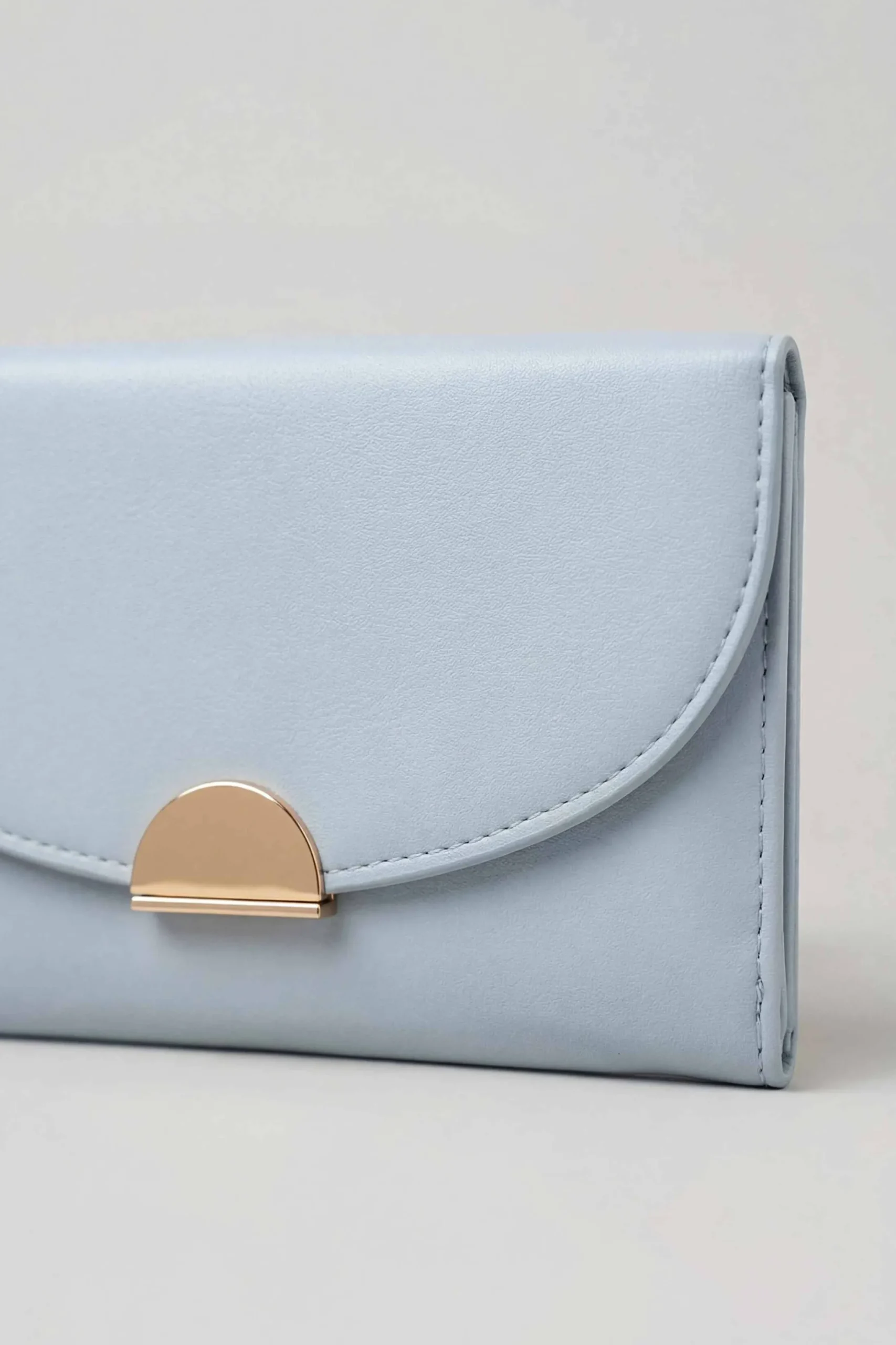 Blue Wallet-446622108