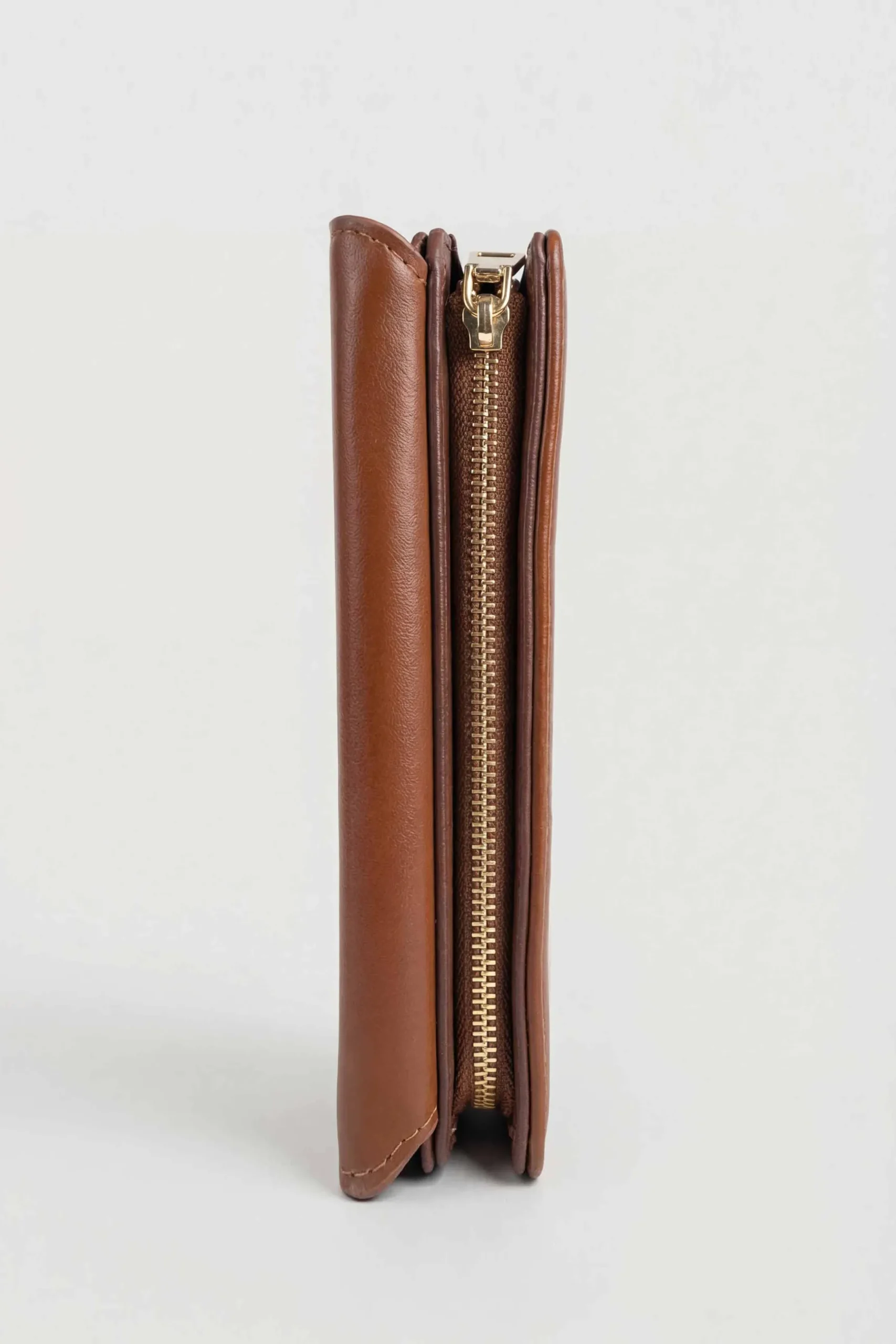 Brown Wallet-446622113