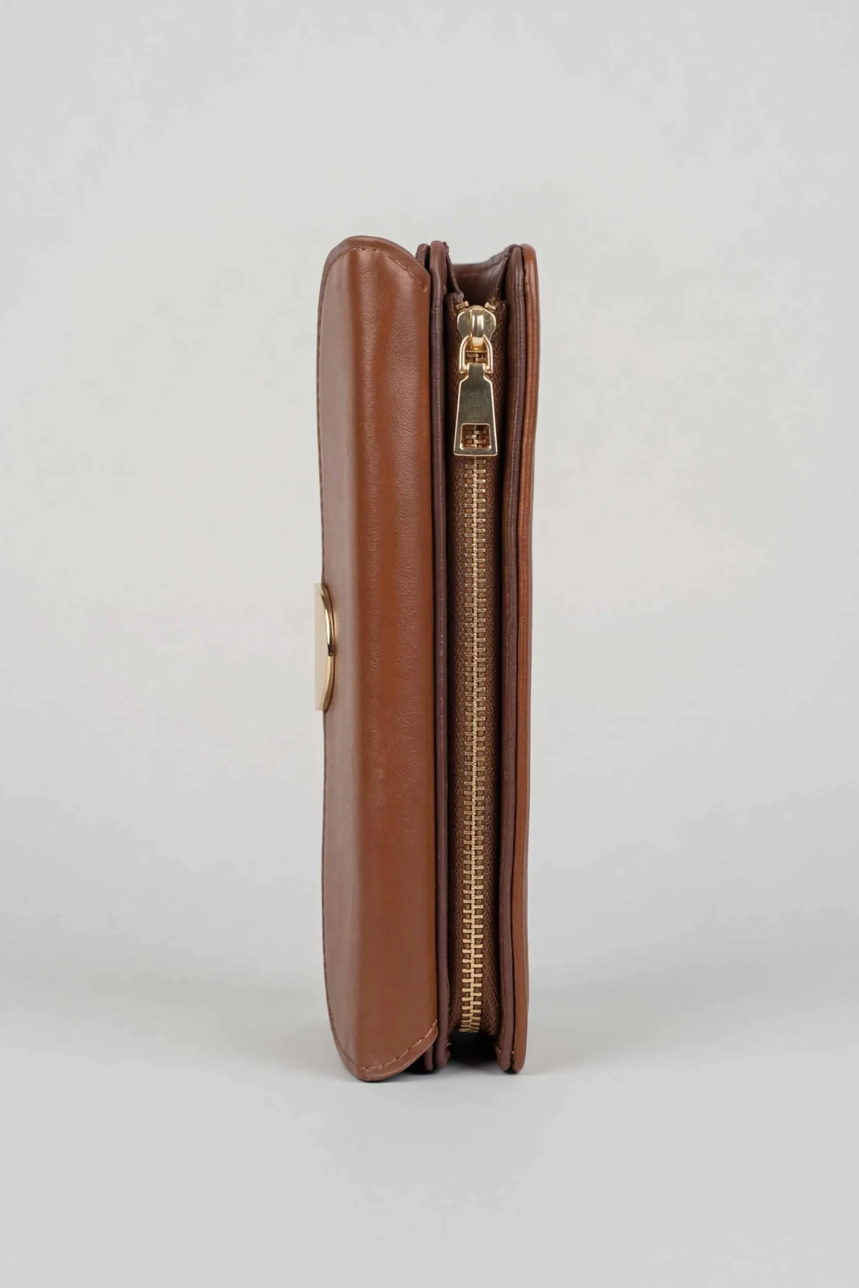 Brown Wallet-446622113