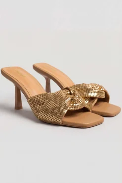 Camel Heels-445172929