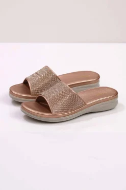 Champagne Wedge-442952916