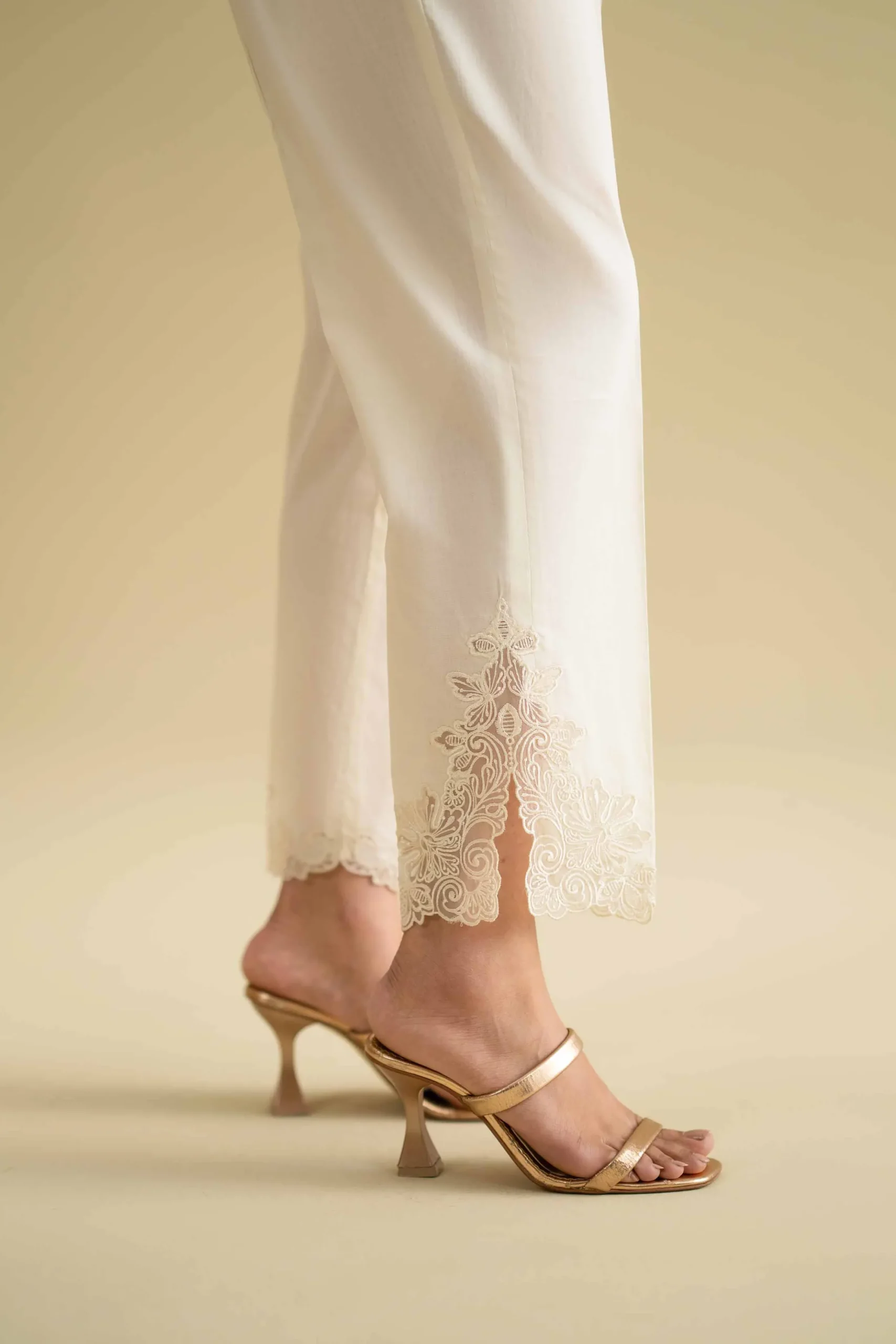 Embroidered Pants - KFE26-198