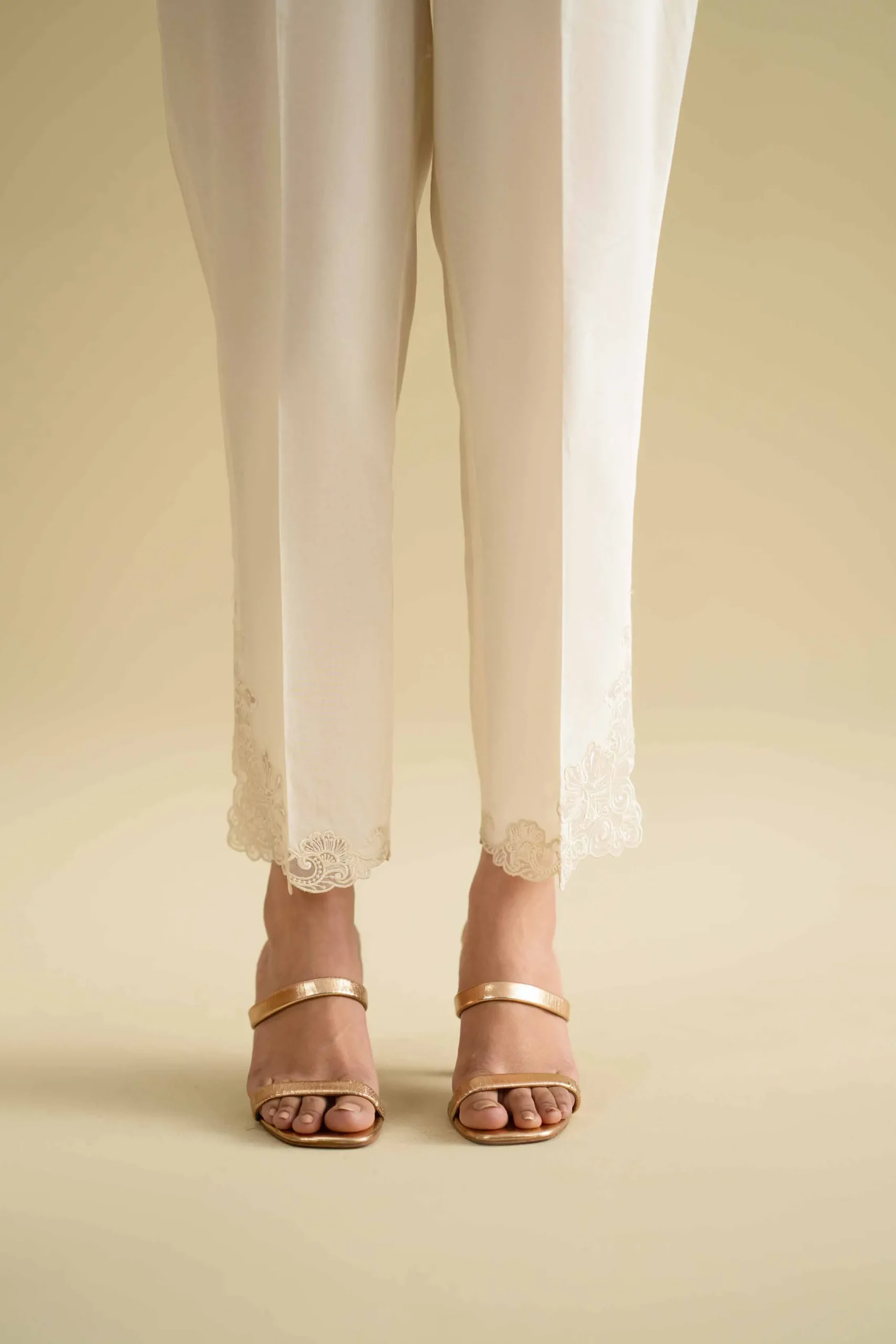 Embroidered Pants - KFE26-198