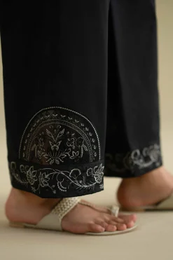 Embroidered Pants - KFE26-127
