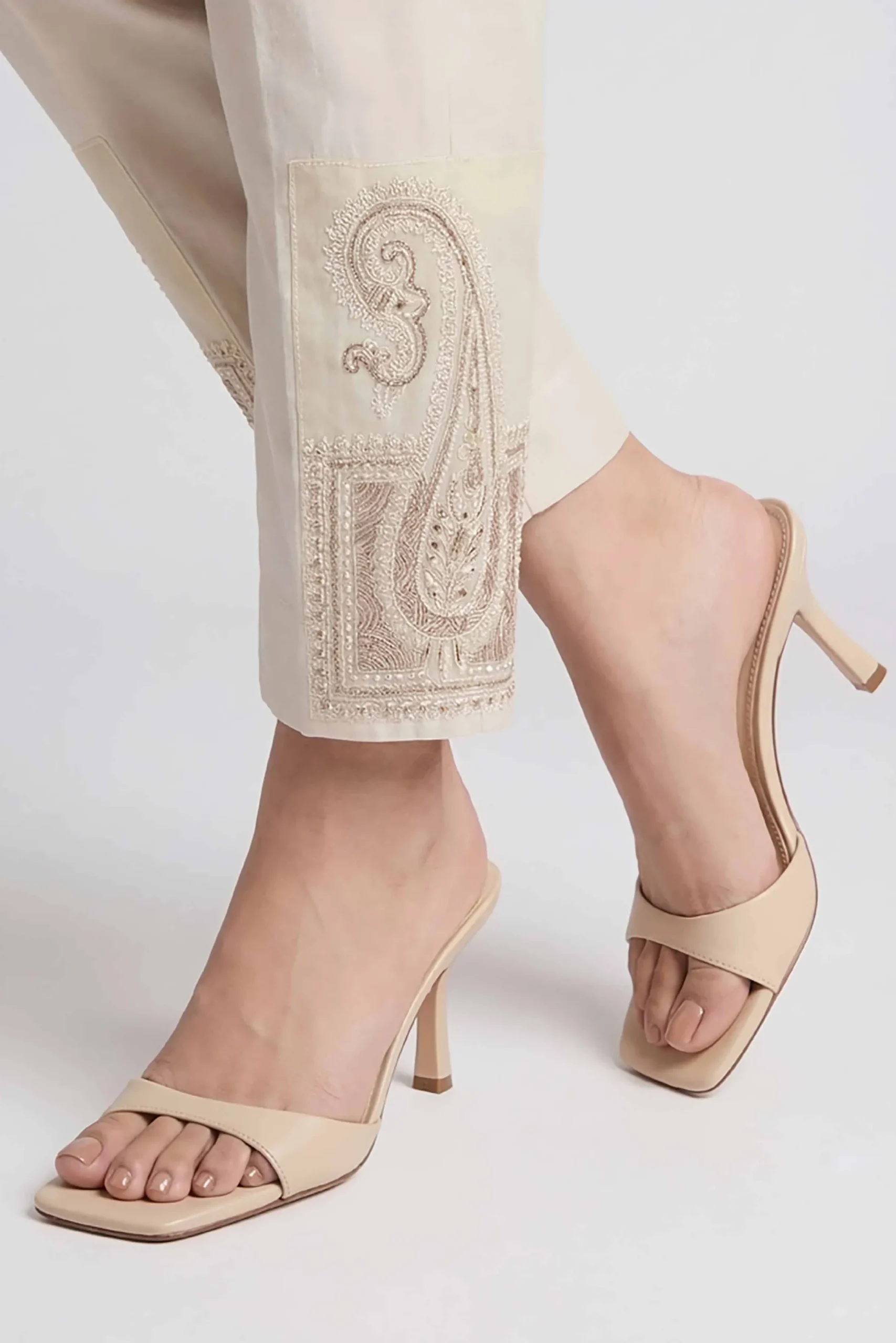 Embroidered Pants - PS26-184