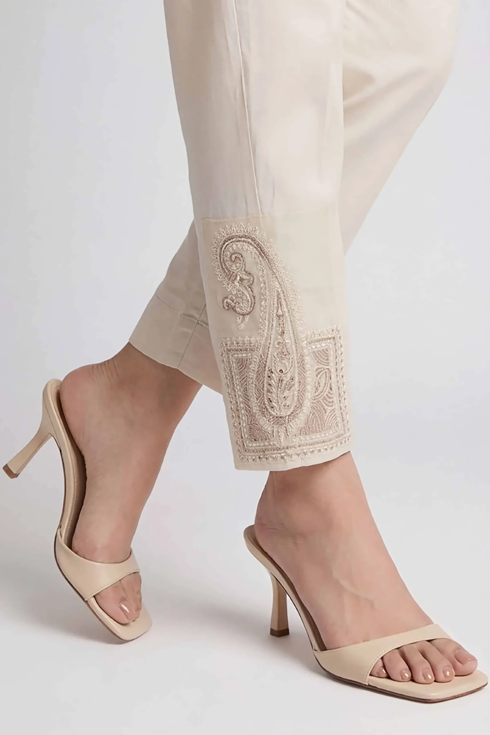 Embroidered Pants - PS26-184