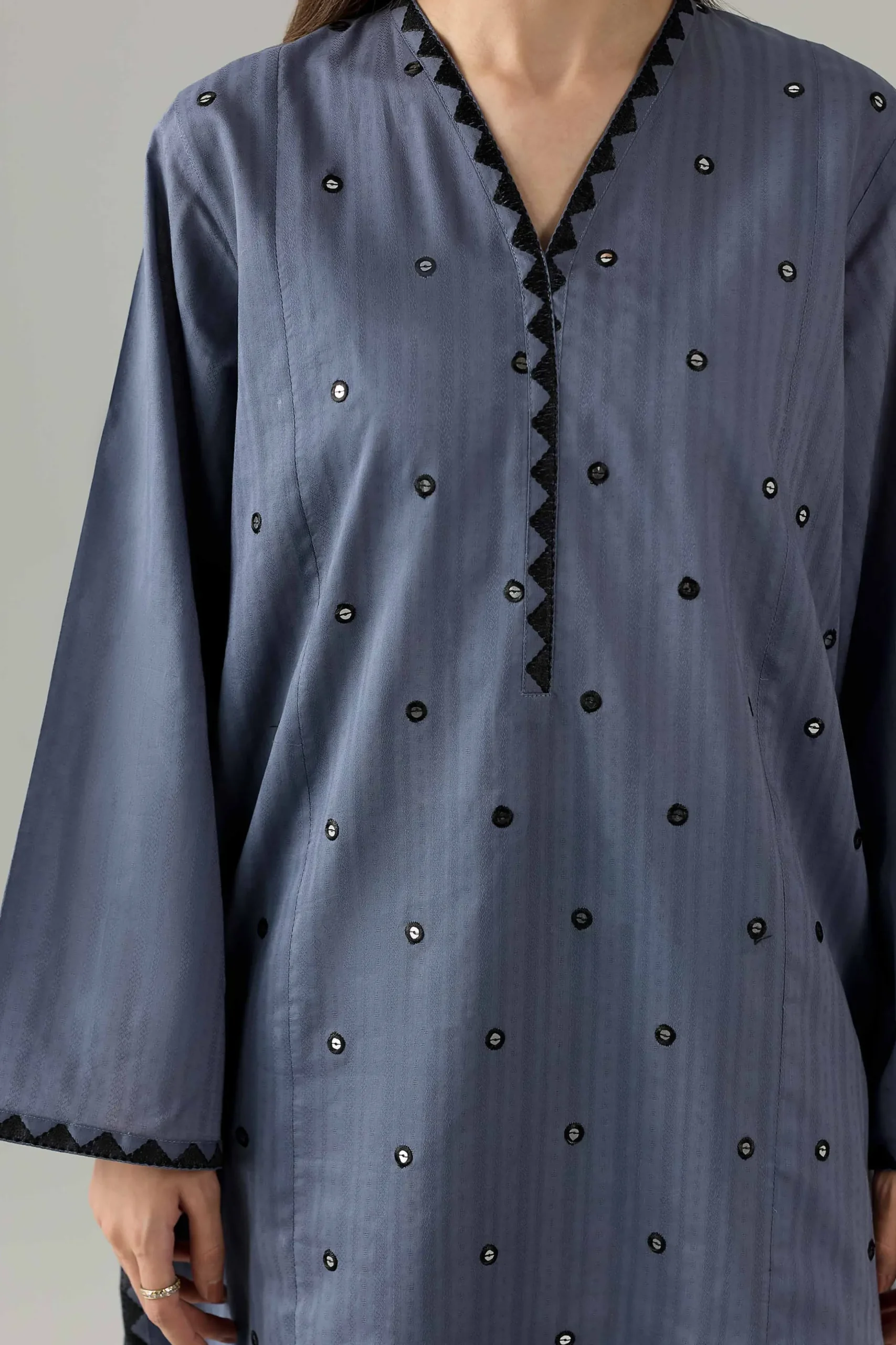 Embroidered Shirt - PE26-384