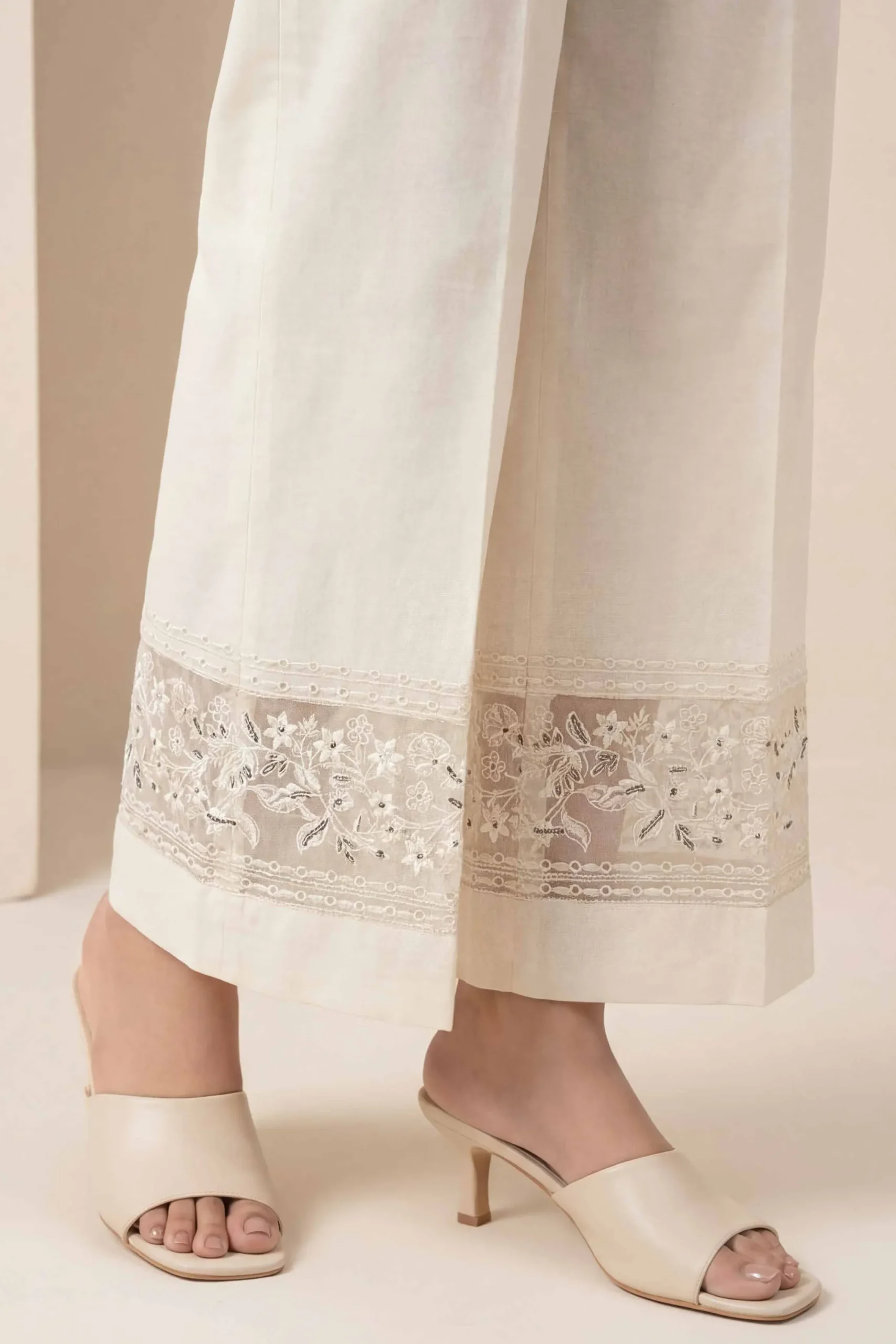 Embroidered Trousers - PE26-638