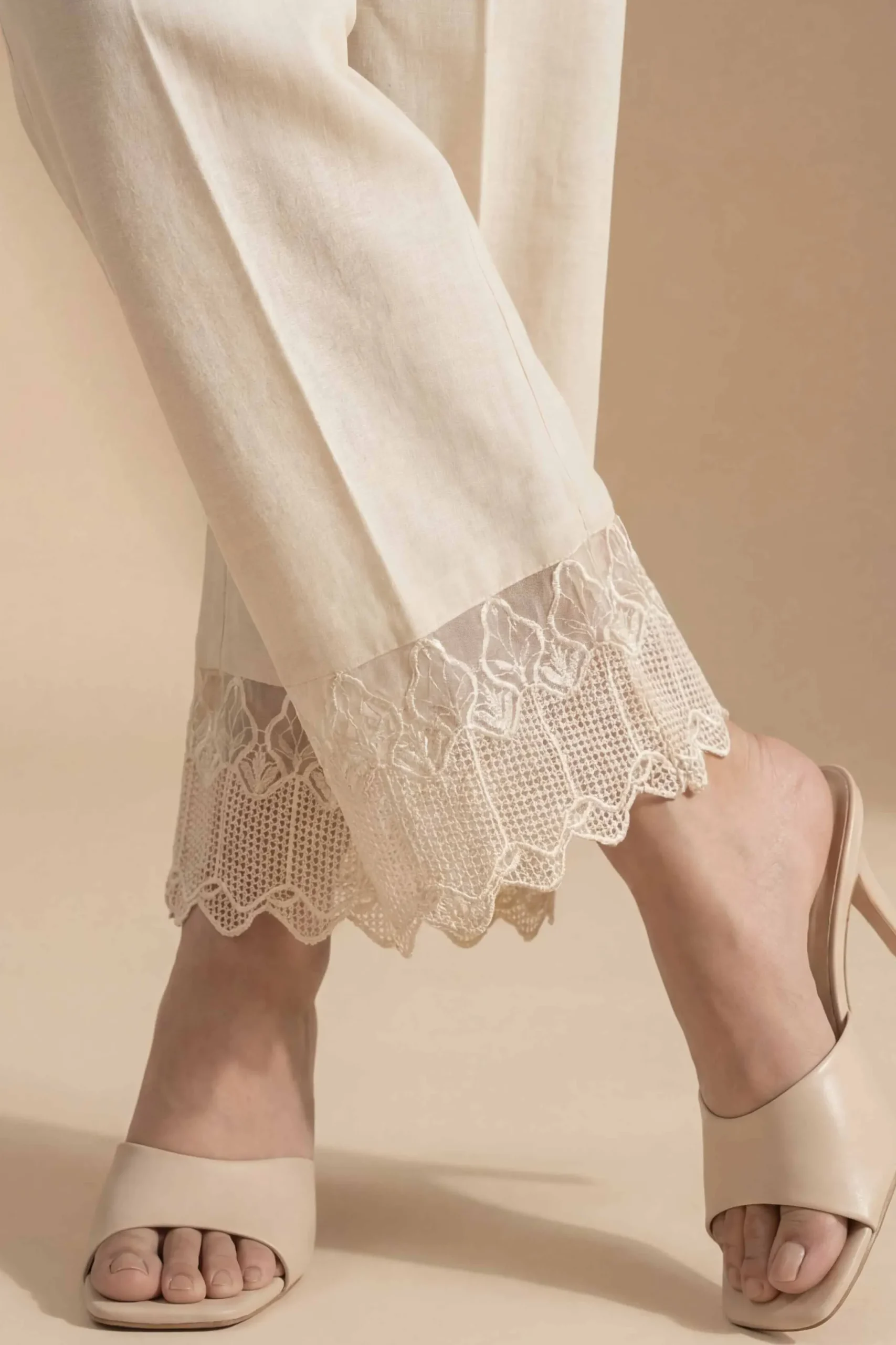 Embroidered Trousers - PE26-649