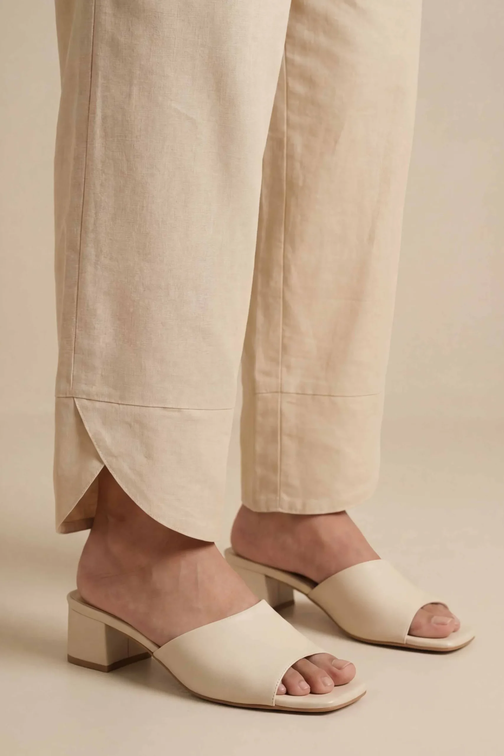 Embroidered Trousers - PE26-652