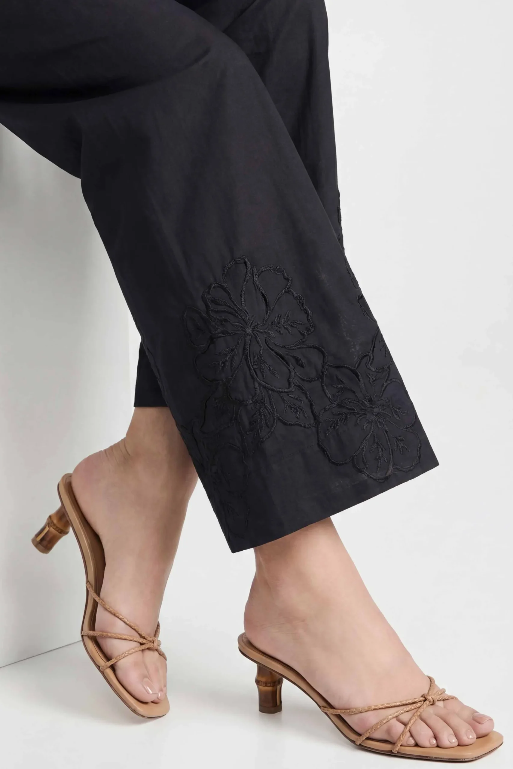 Embroidered Trousers - PS26-190