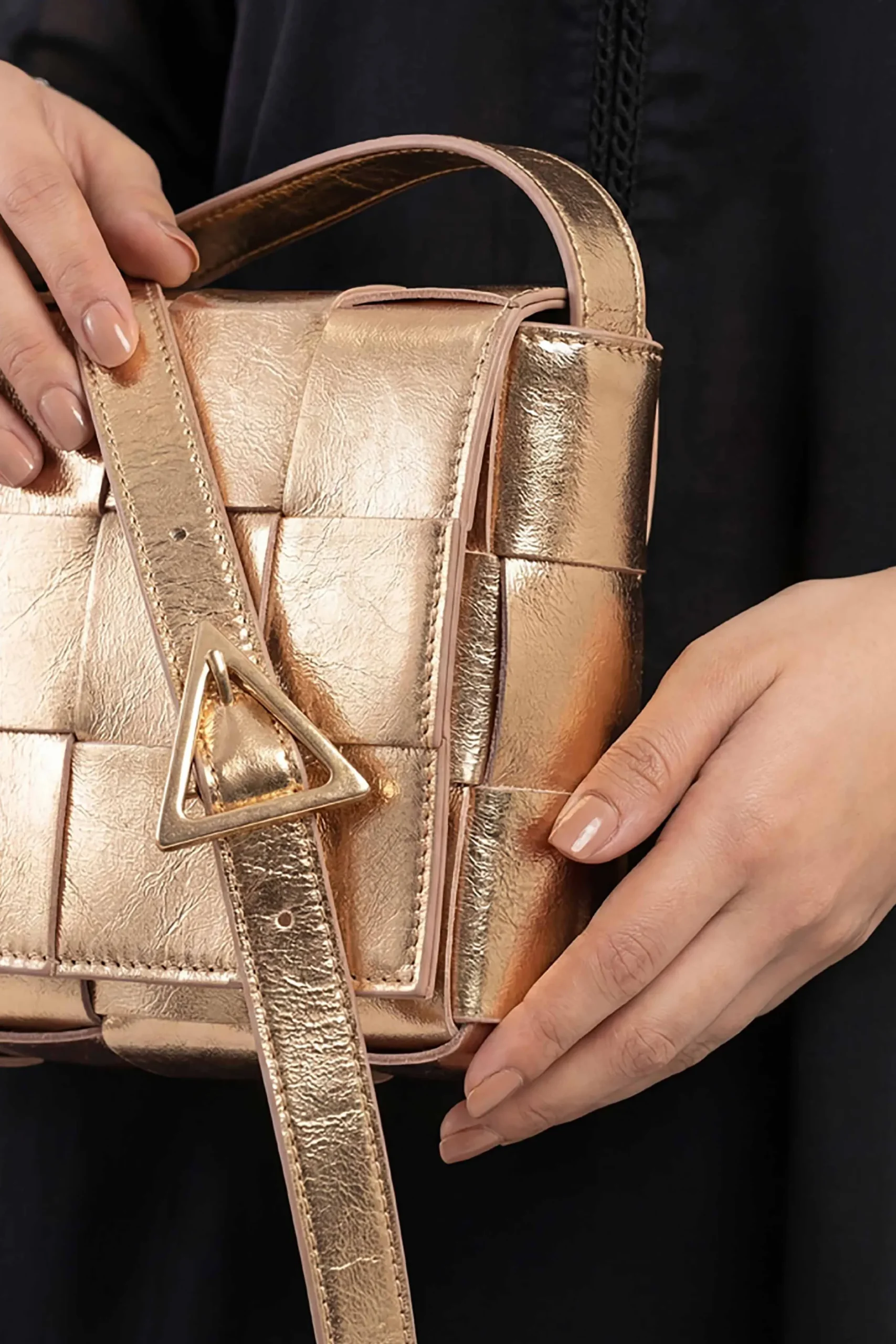 Gold Evening Bag-449012119
