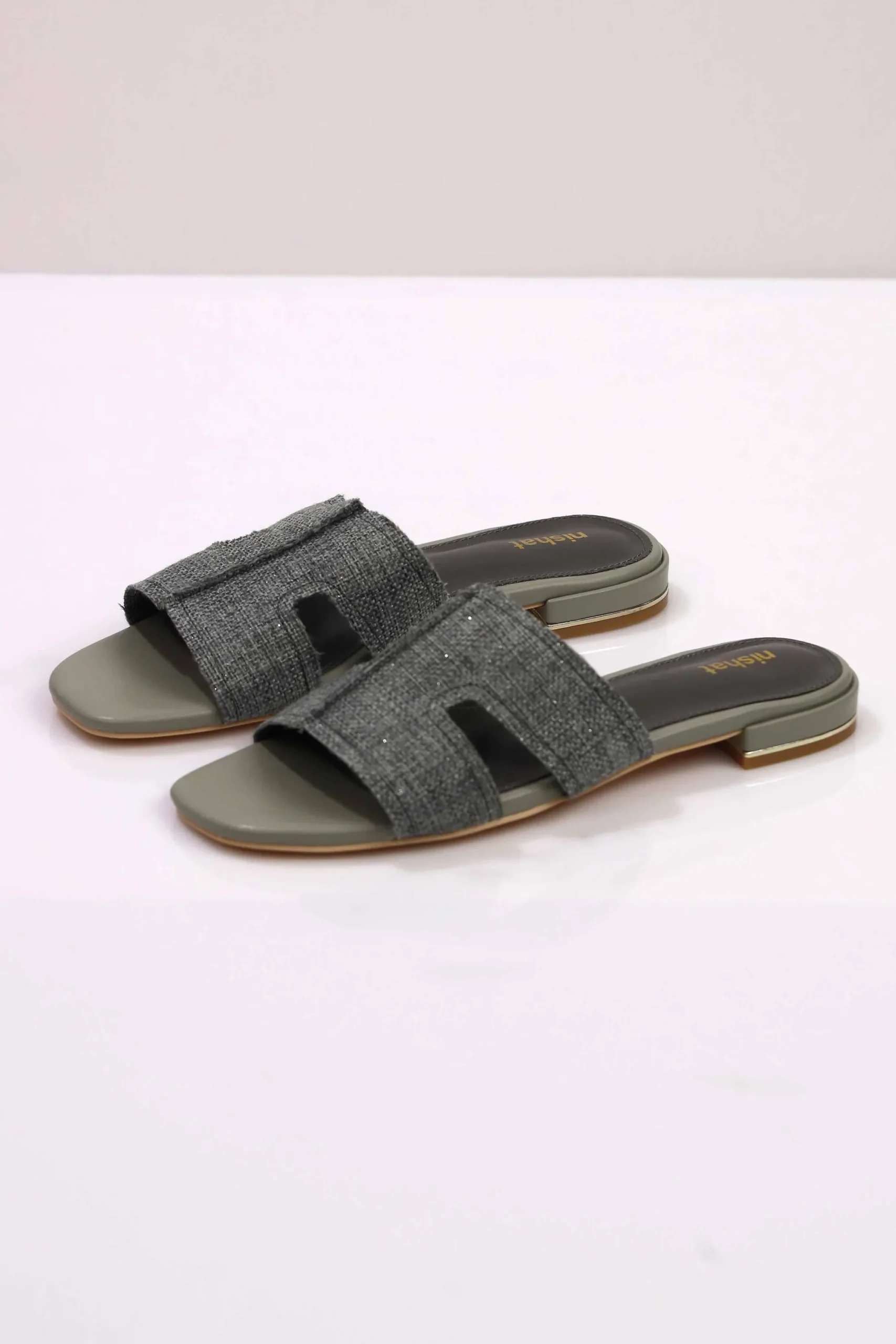 Green Chappal-443072904