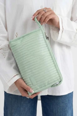 Green Vanity Bag-448312104
