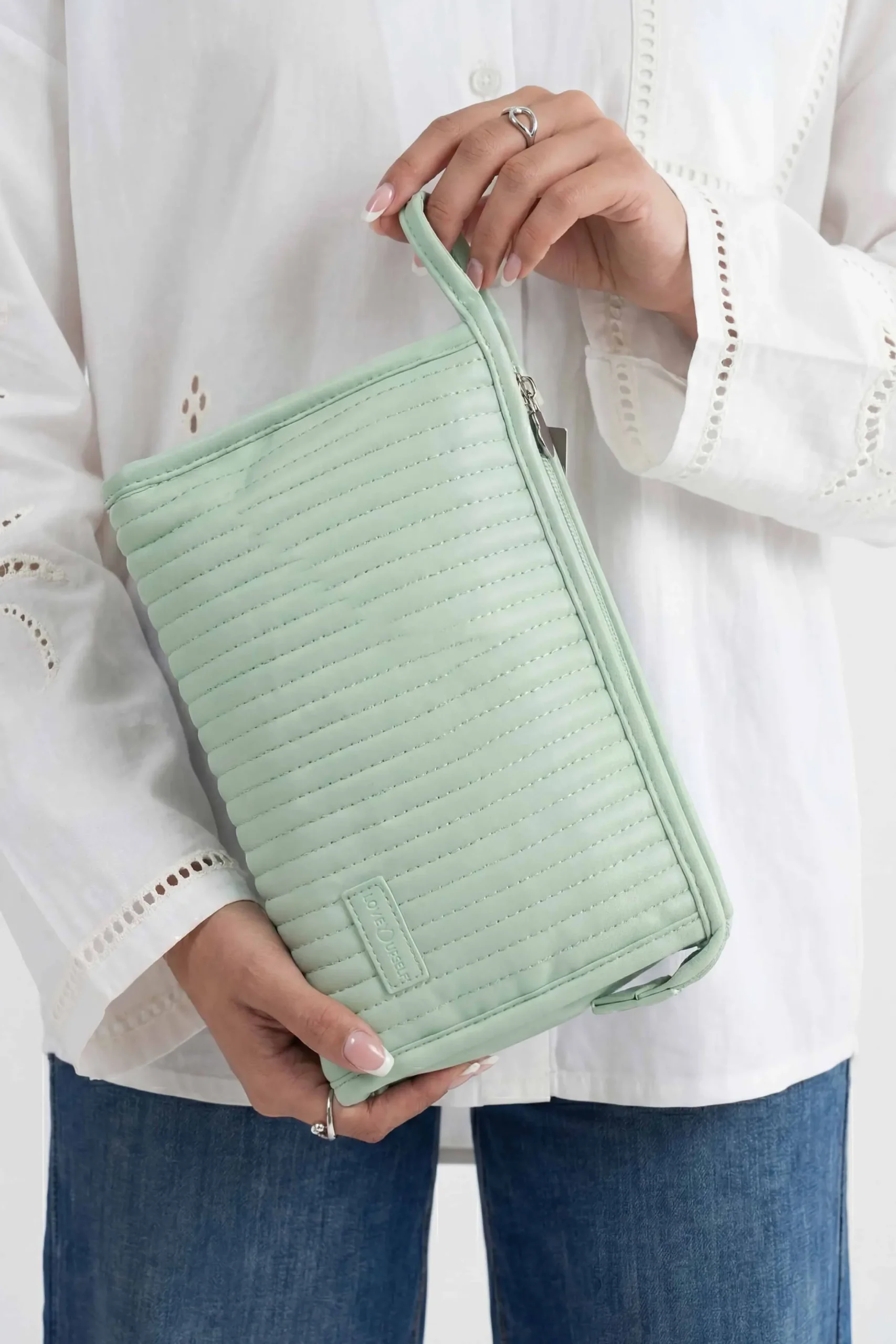 Green Vanity Bag-448312104