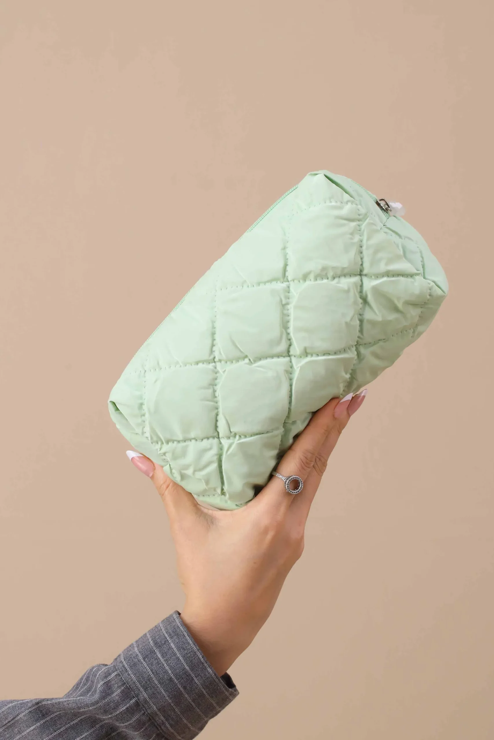 Green Vanity Bag-444862104