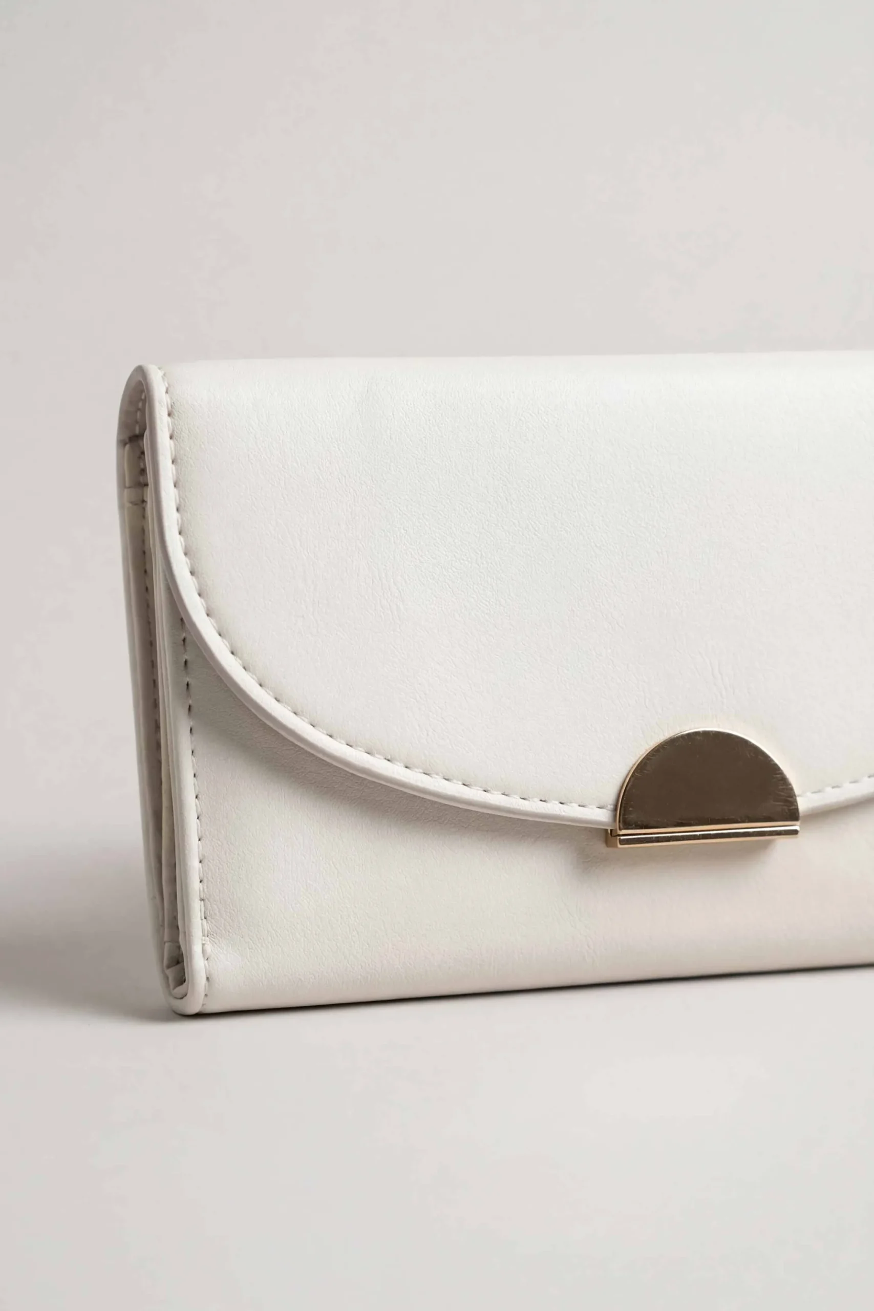 Light Beige Wallet-446622118