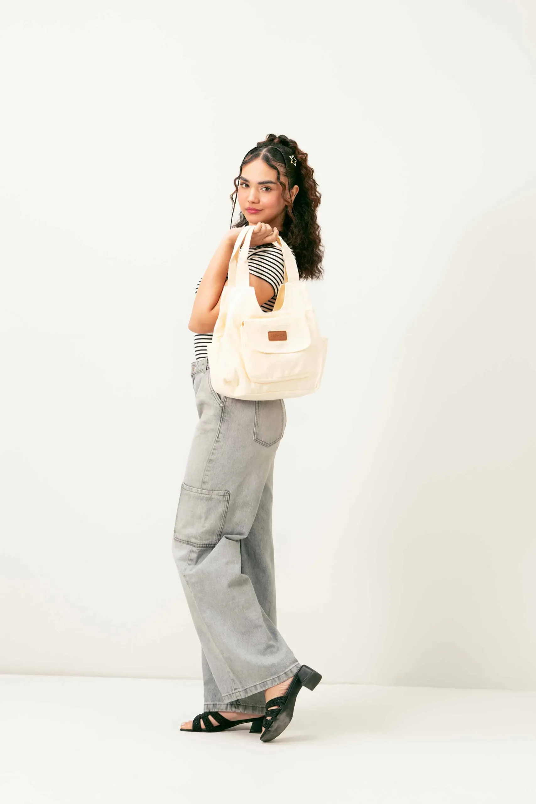 Off White Tote Bag-441062107