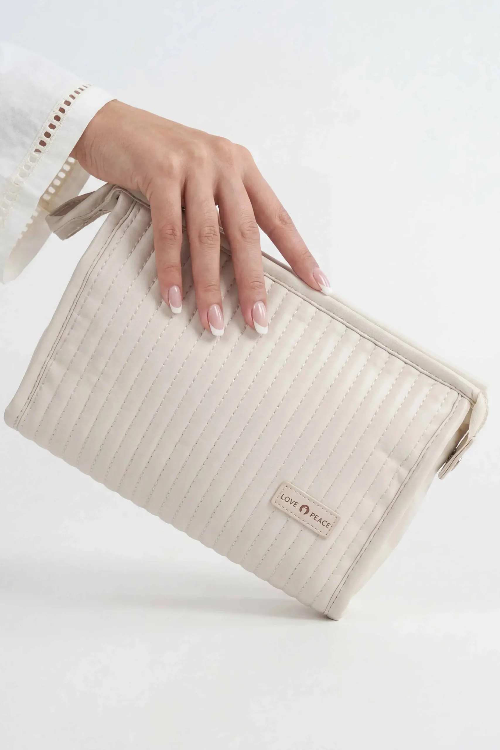 Off White Vanity Bag-448312107