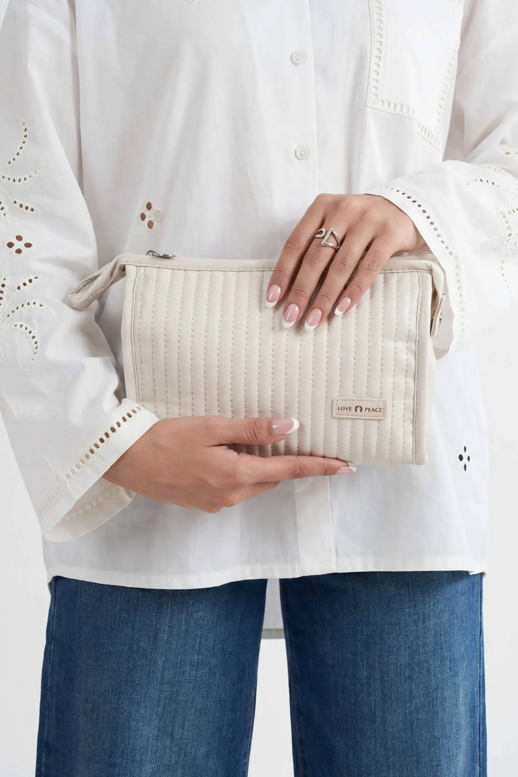 Off White Vanity Bag-448312107