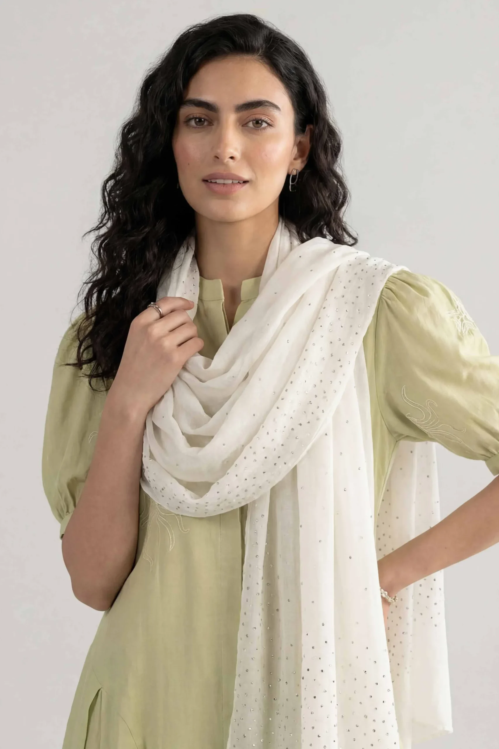 Off White Women Scarf-447932107