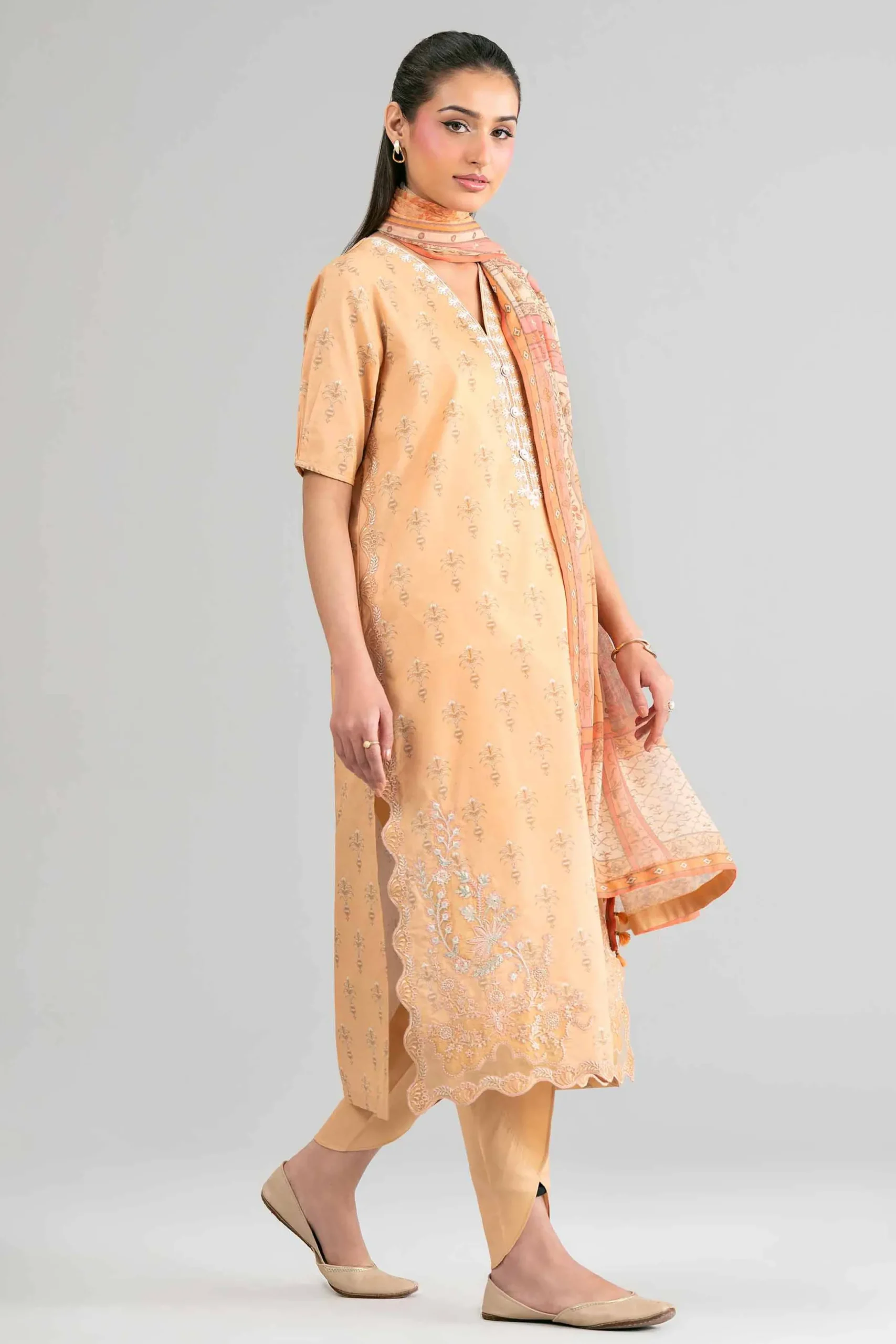 2 Piece - Digital Printed Embroidered Suit - 42601584