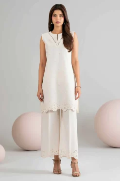 1 Piece - Dyed Embroidered Loose Fabric - 42602505