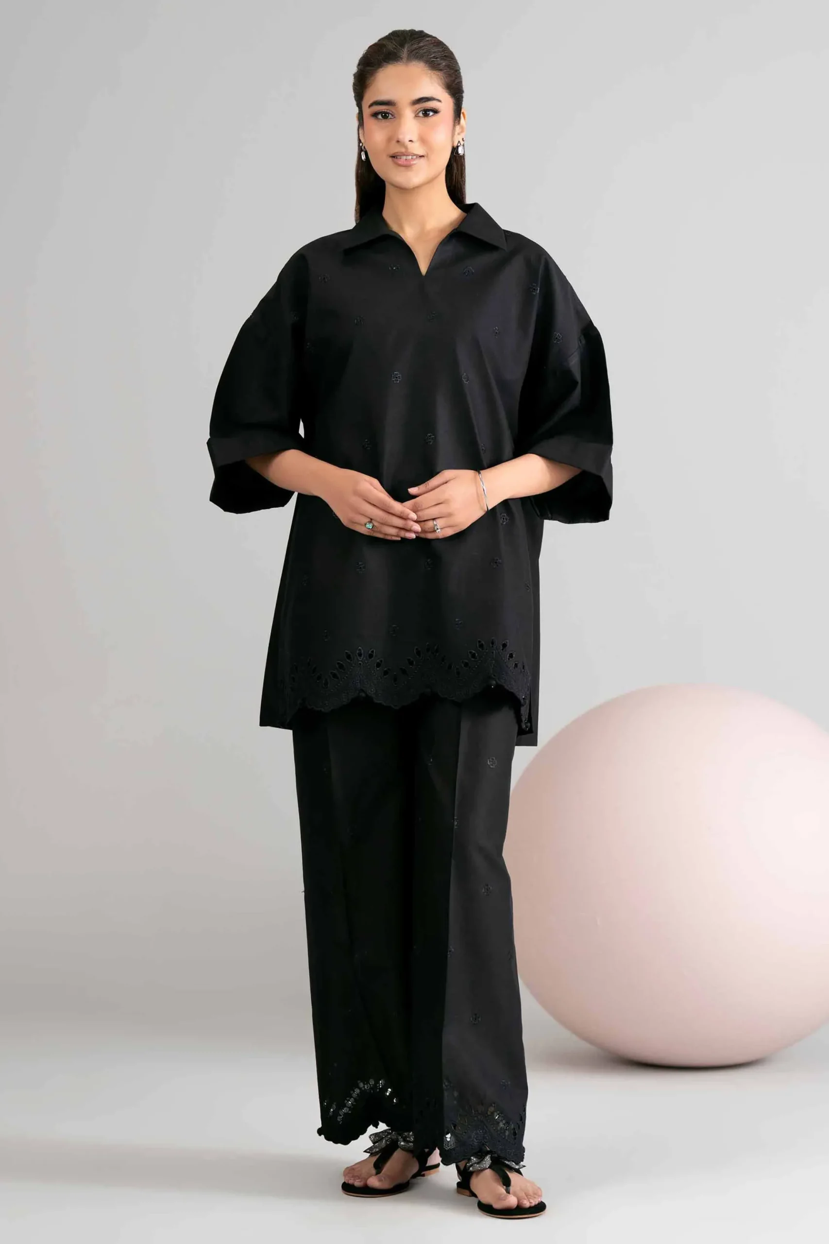1 Piece - Dyed Embroidered Loose Fabric - 42602508