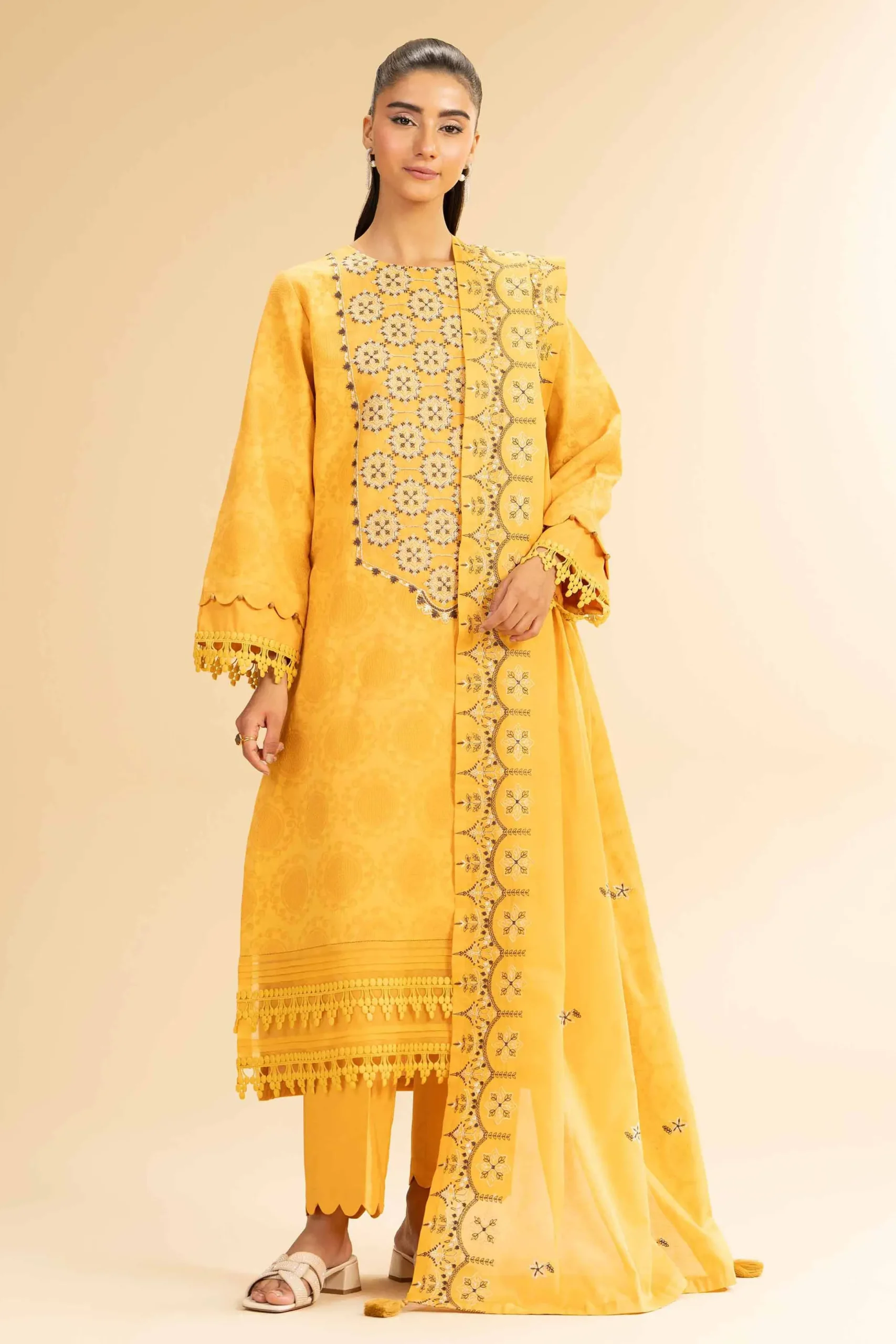 3 Piece - Dyed Embroidered Suit - 42501100
