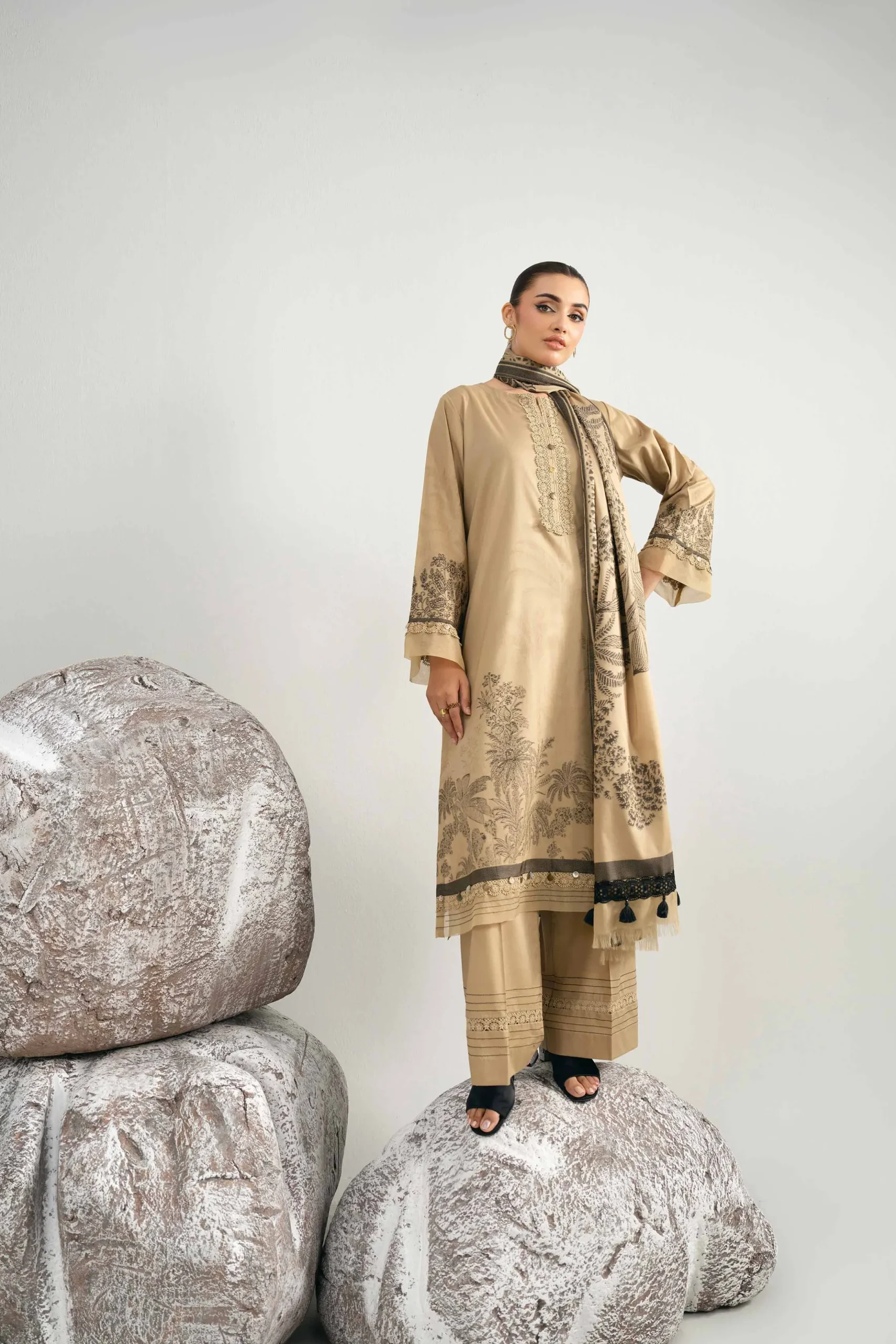 3 Piece - Dyed Jacquard Suit - 42502040